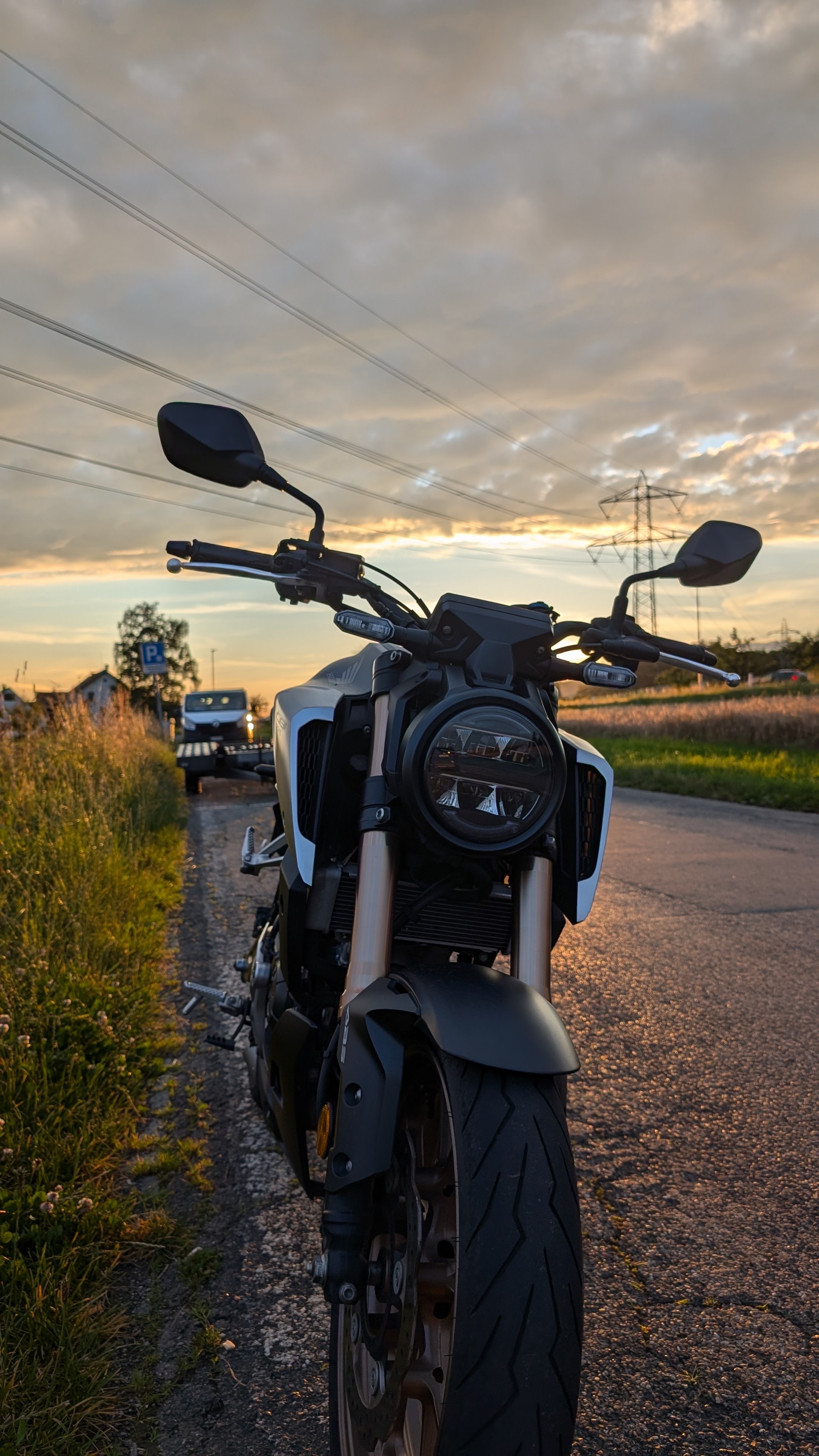HONDA CB 125 R-image-1