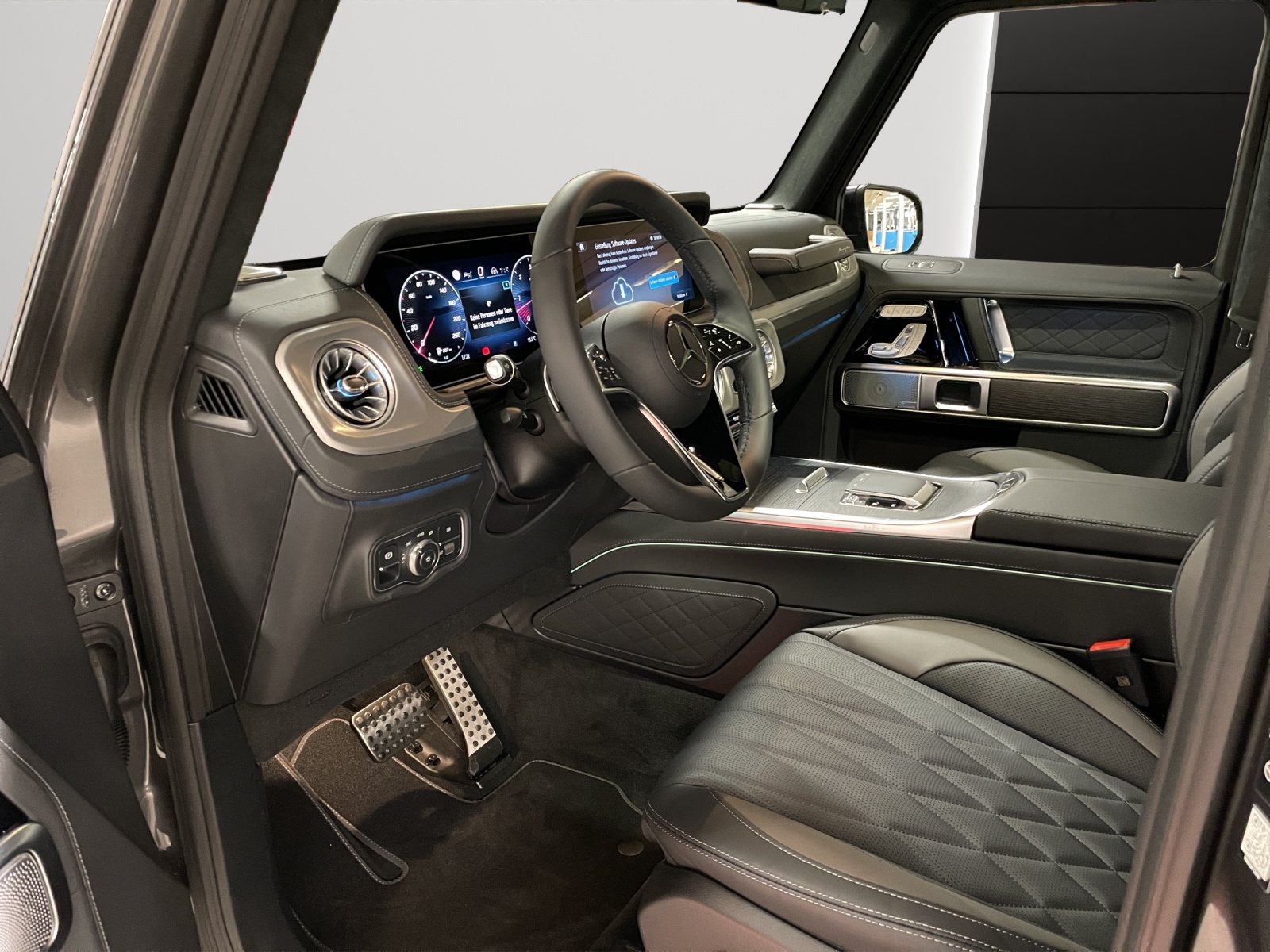 MERCEDES-BENZ G 450d 9G-Tronic-image-7