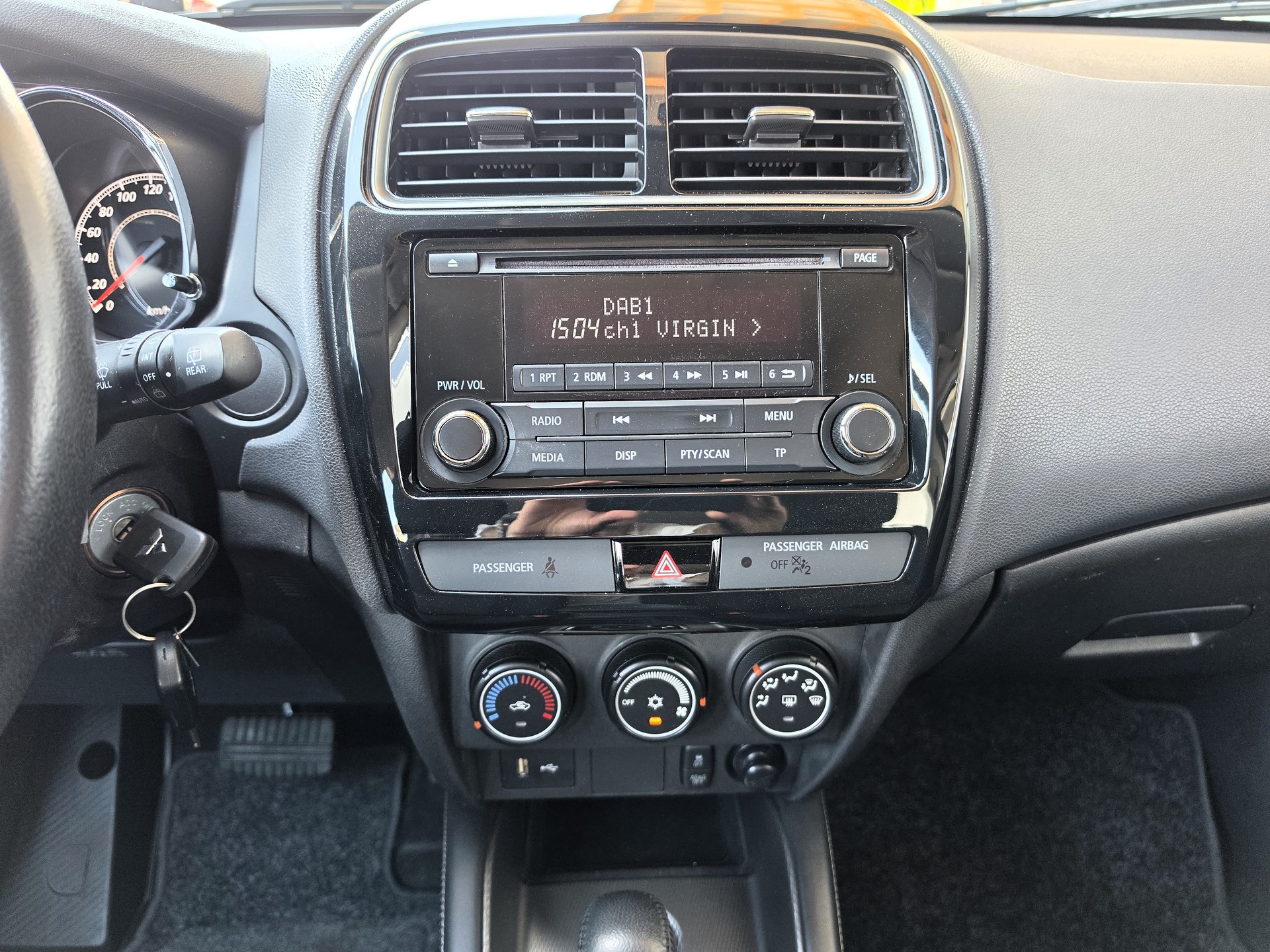 MITSUBISHI ASX 2.0 MIVEC Style 2WD Automat-image-14