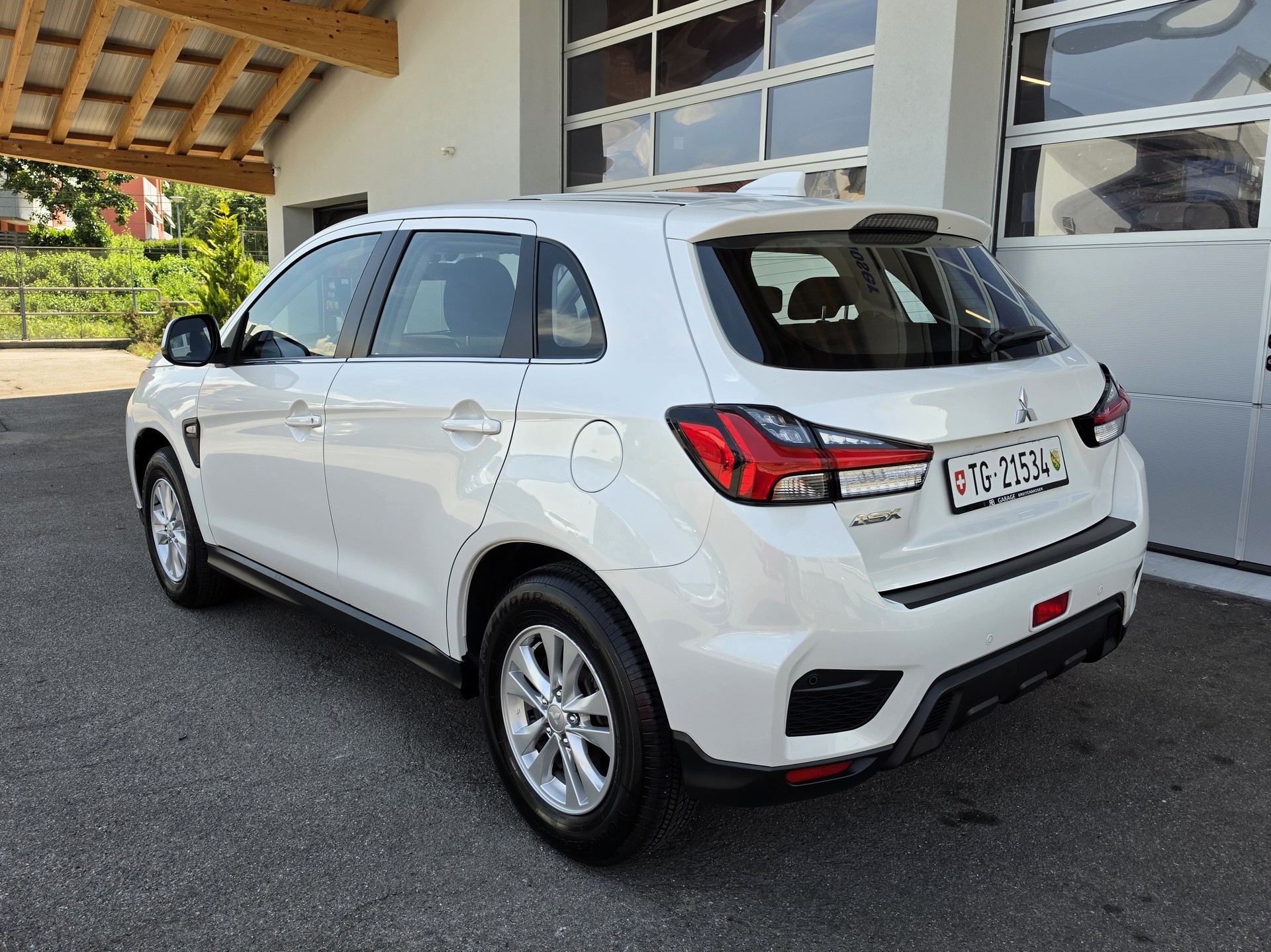 MITSUBISHI ASX 2.0 MIVEC Style 2WD Automat-showroom-element-2