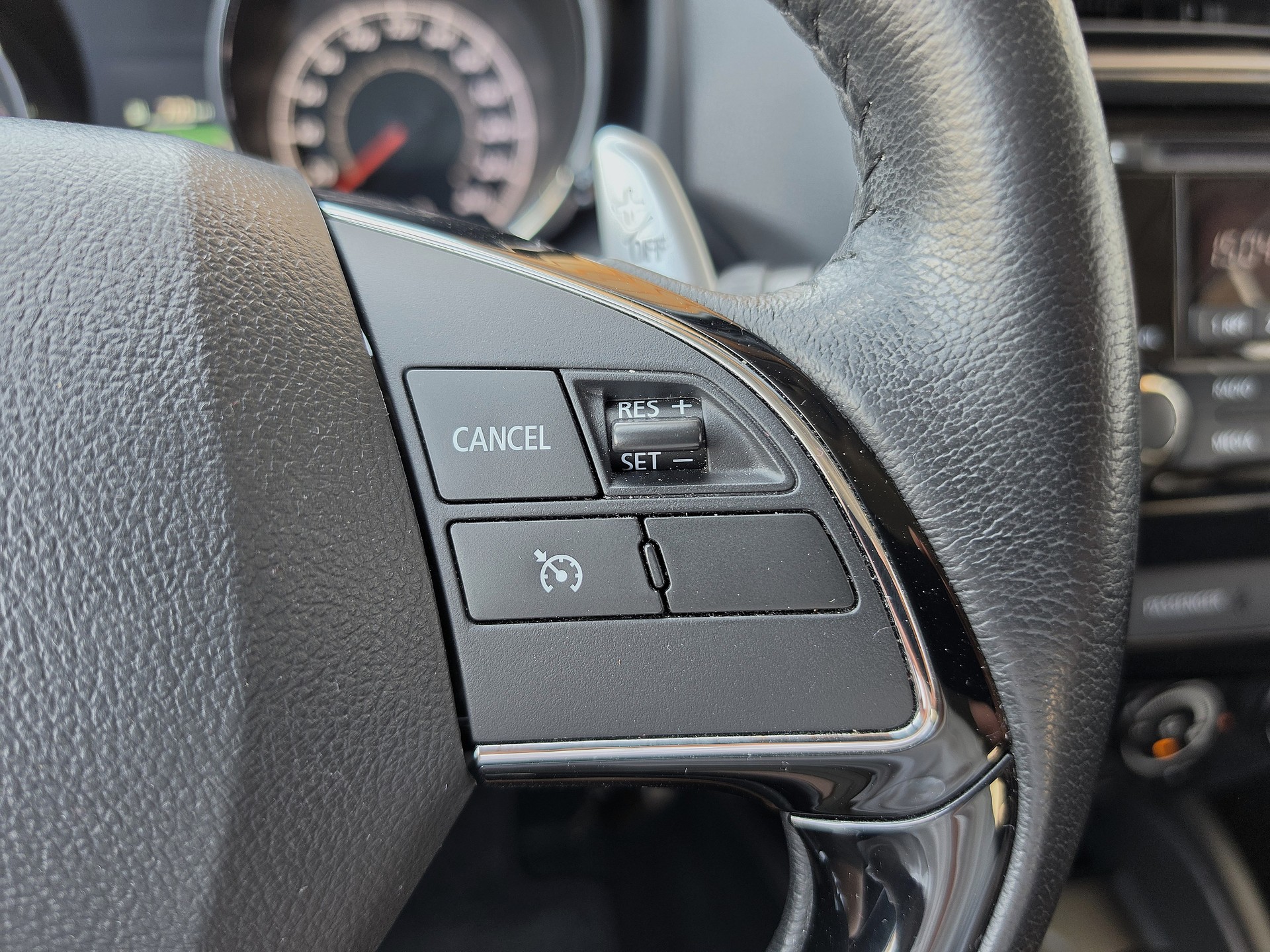 MITSUBISHI ASX 2.0 MIVEC Style 2WD Automat-image-11