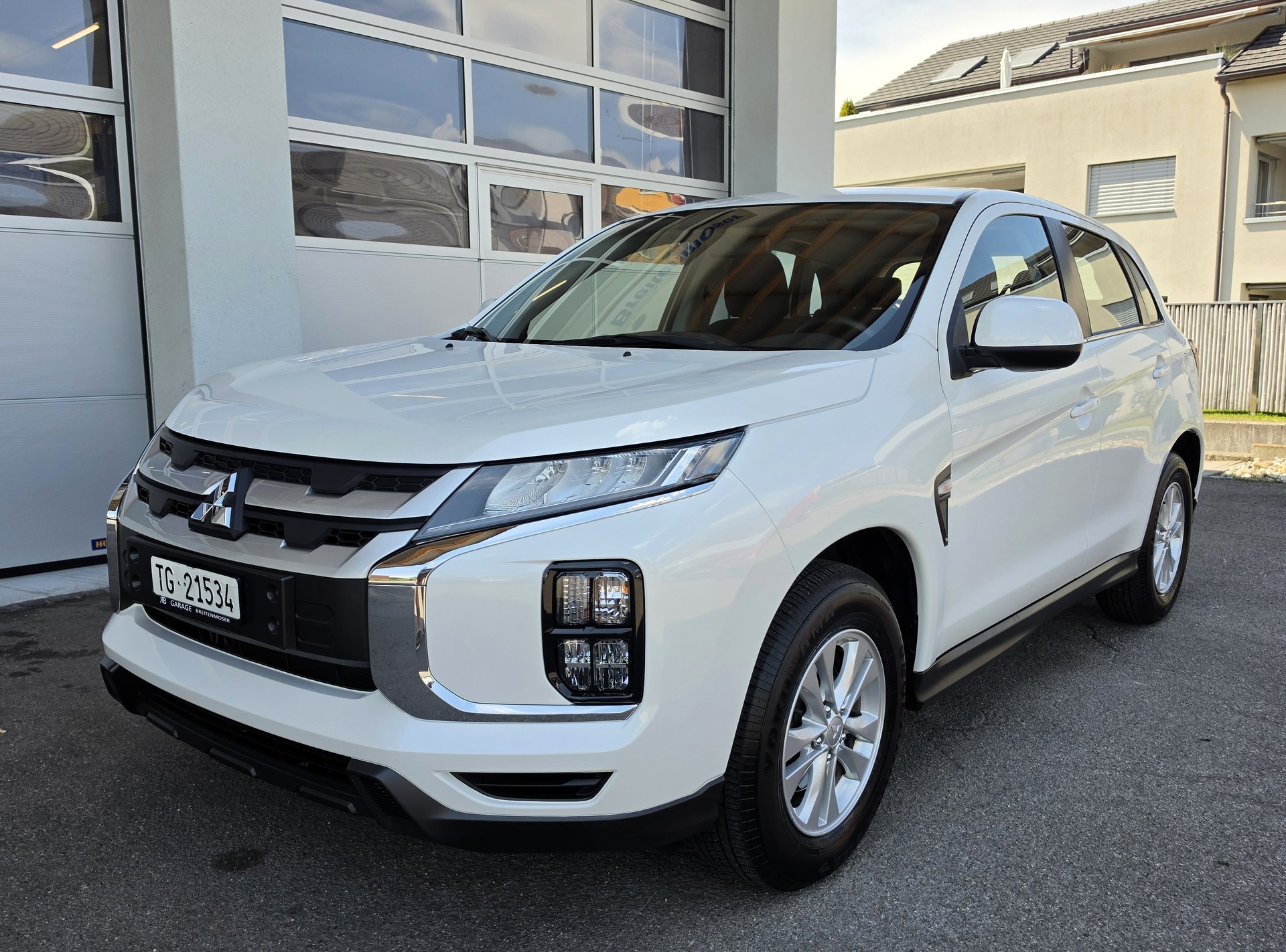 MITSUBISHI ASX 2.0 MIVEC Style 2WD Automat-showroom-element-1