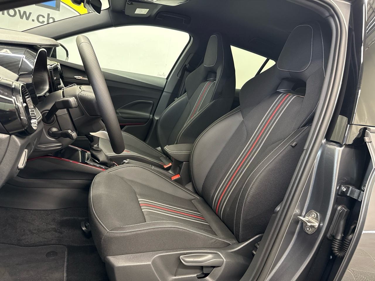 SKODA Fabia 1.0 TSI Monte Carlo DSG-showroom-element-3