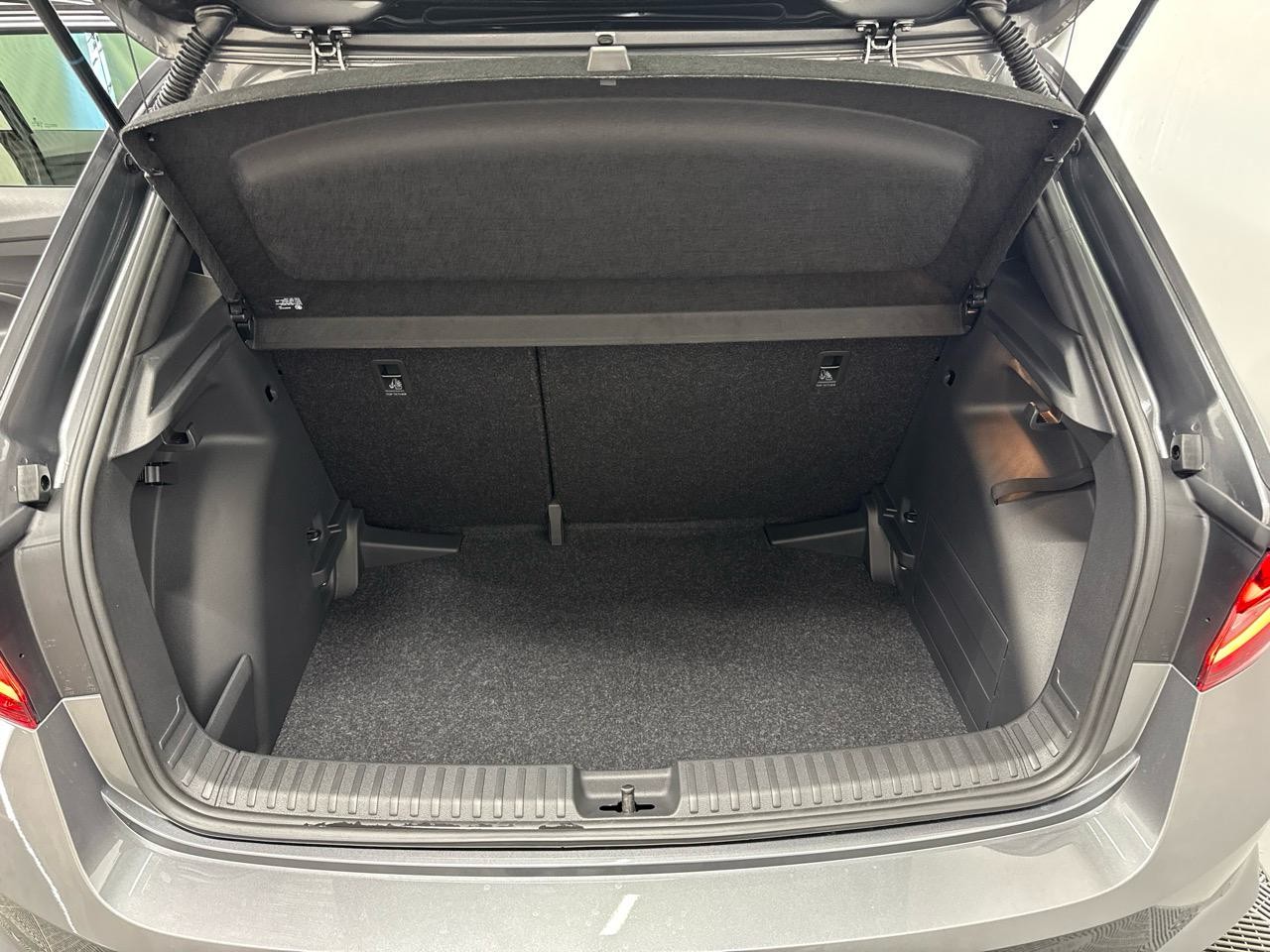 SKODA Fabia 1.0 TSI Monte Carlo DSG-image-10