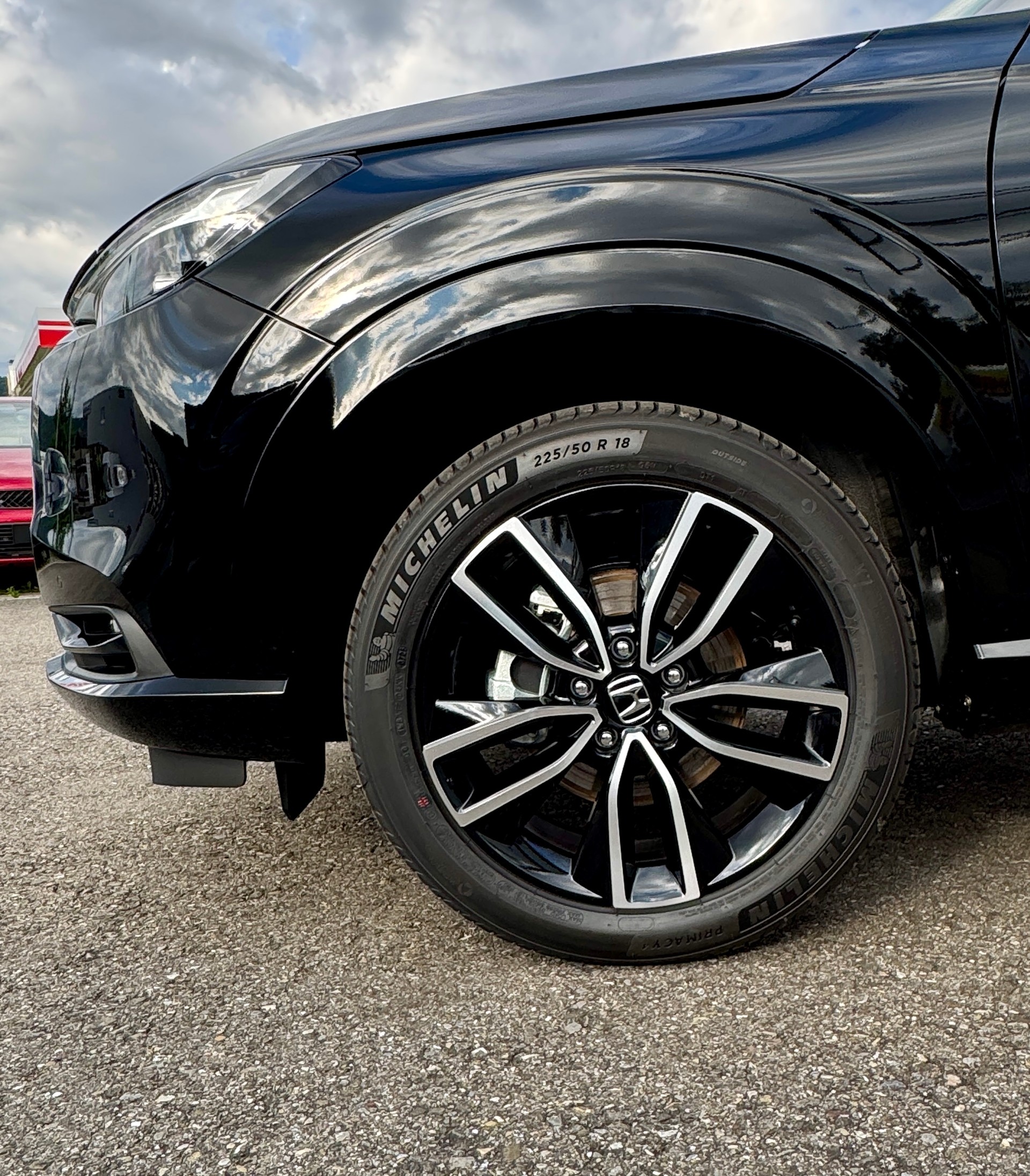 HONDA HR-V 1.5i-MMD Advance Style Plus CVT Modell 2027 1.9% Leasing Aktion unschlagbar mit 8 Jahren Garantie-showroom-element-1