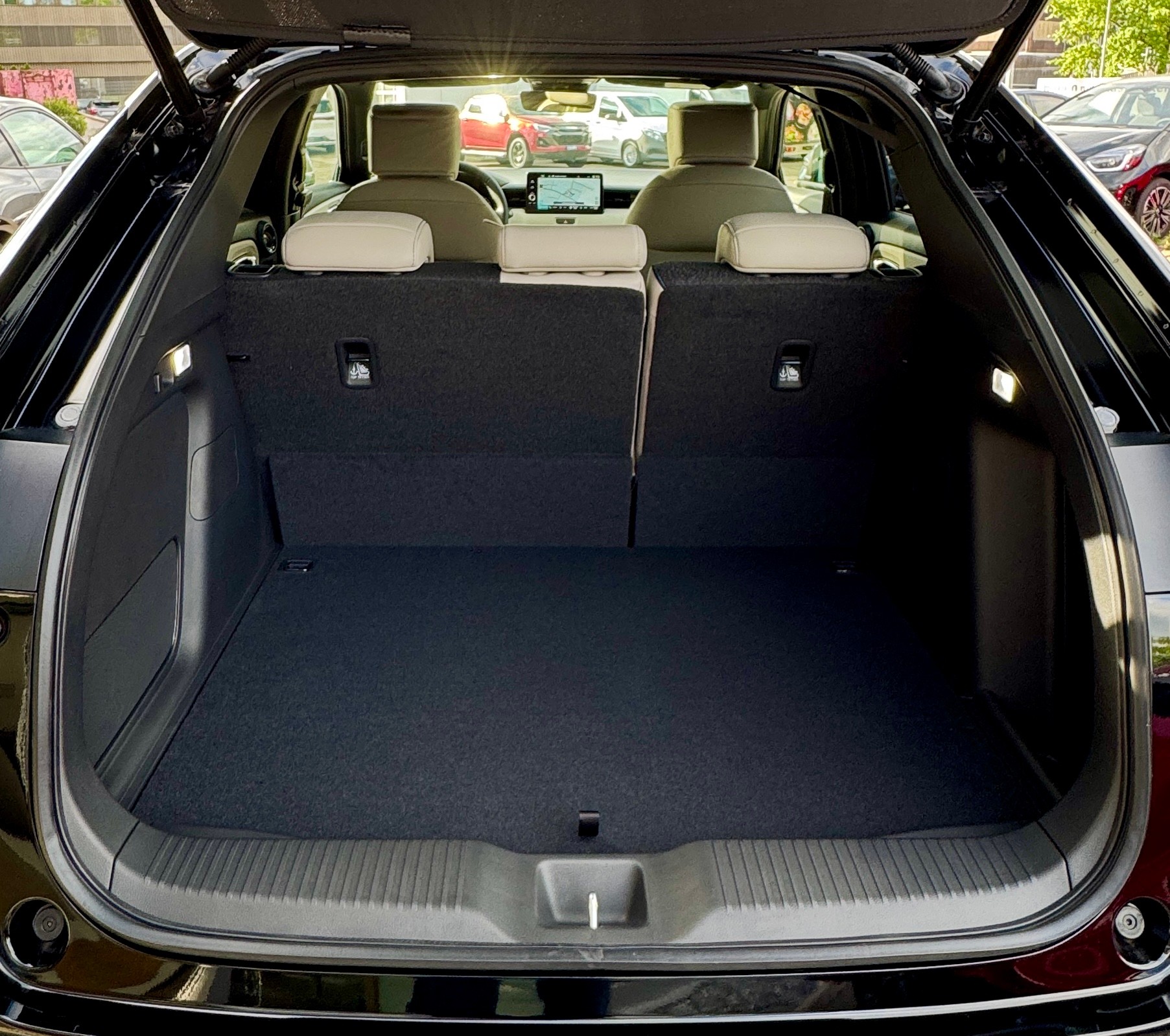 HONDA HR-V 1.5i-MMD Advance Style Plus CVT Modell 2027 1.9% Leasing Aktion unschlagbar mit 8 Jahren Garantie-image-6