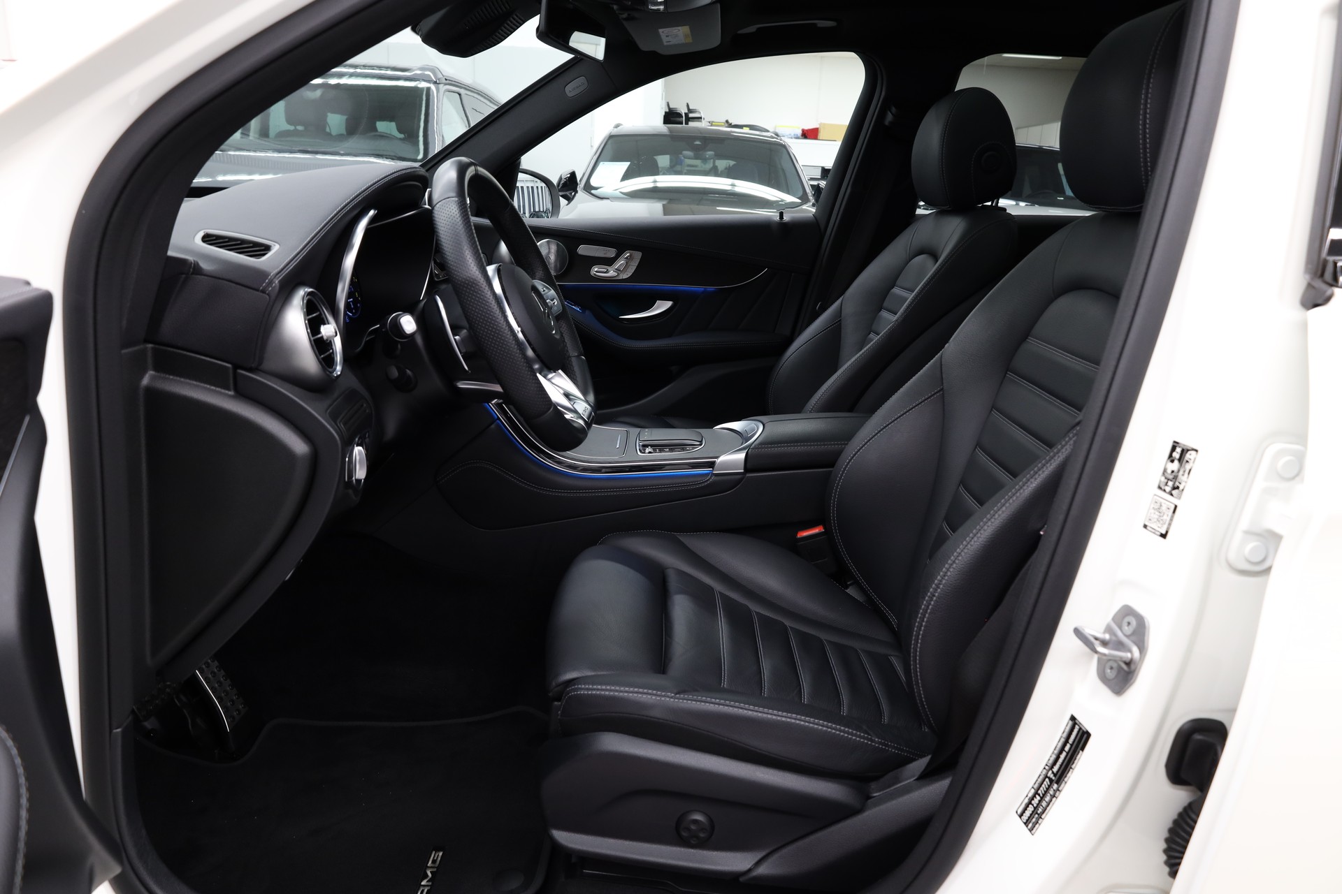 MERCEDES-BENZ GLC 43 AMG 4m-image-12