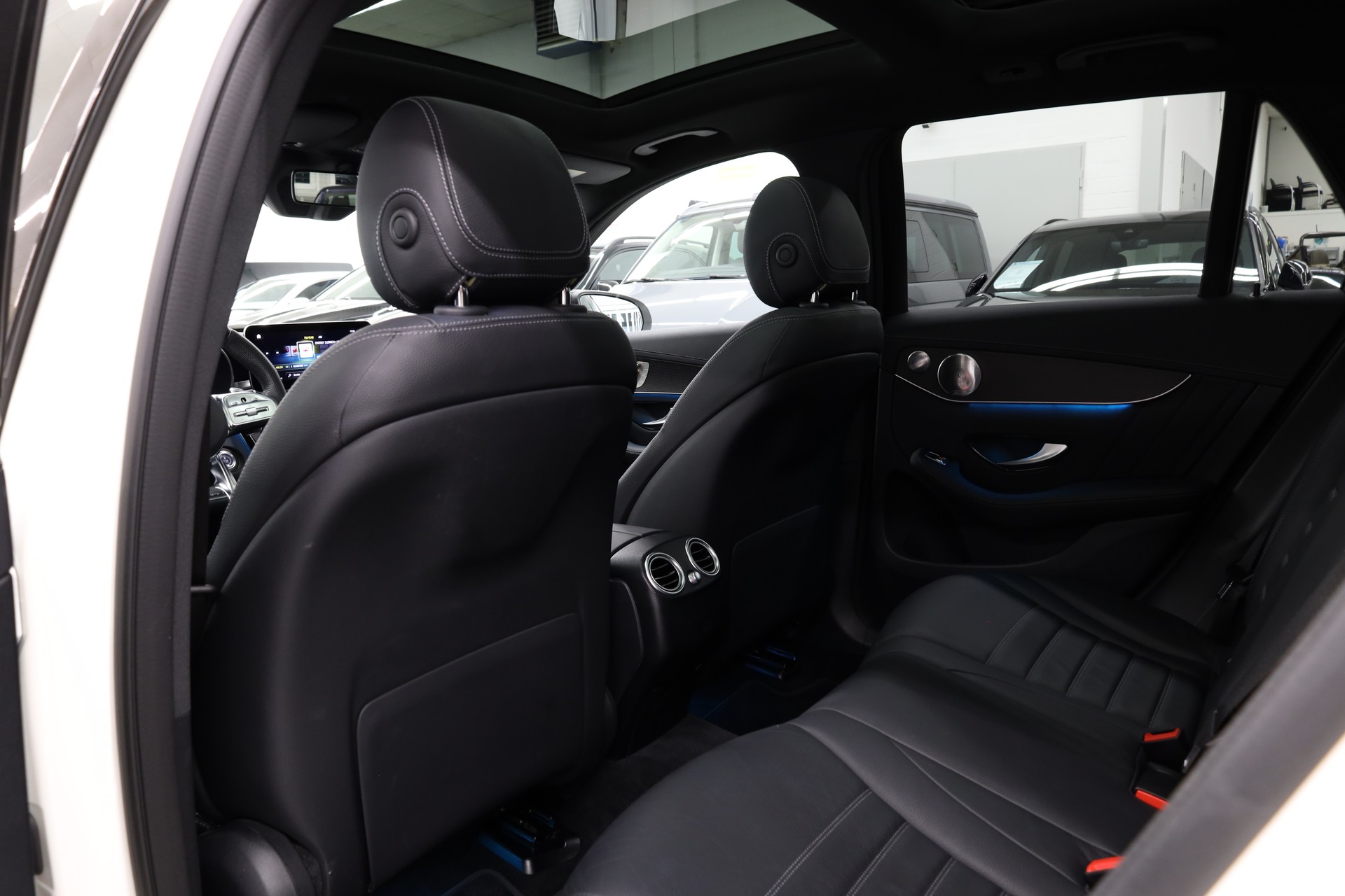 MERCEDES-BENZ GLC 43 AMG 4m-image-21