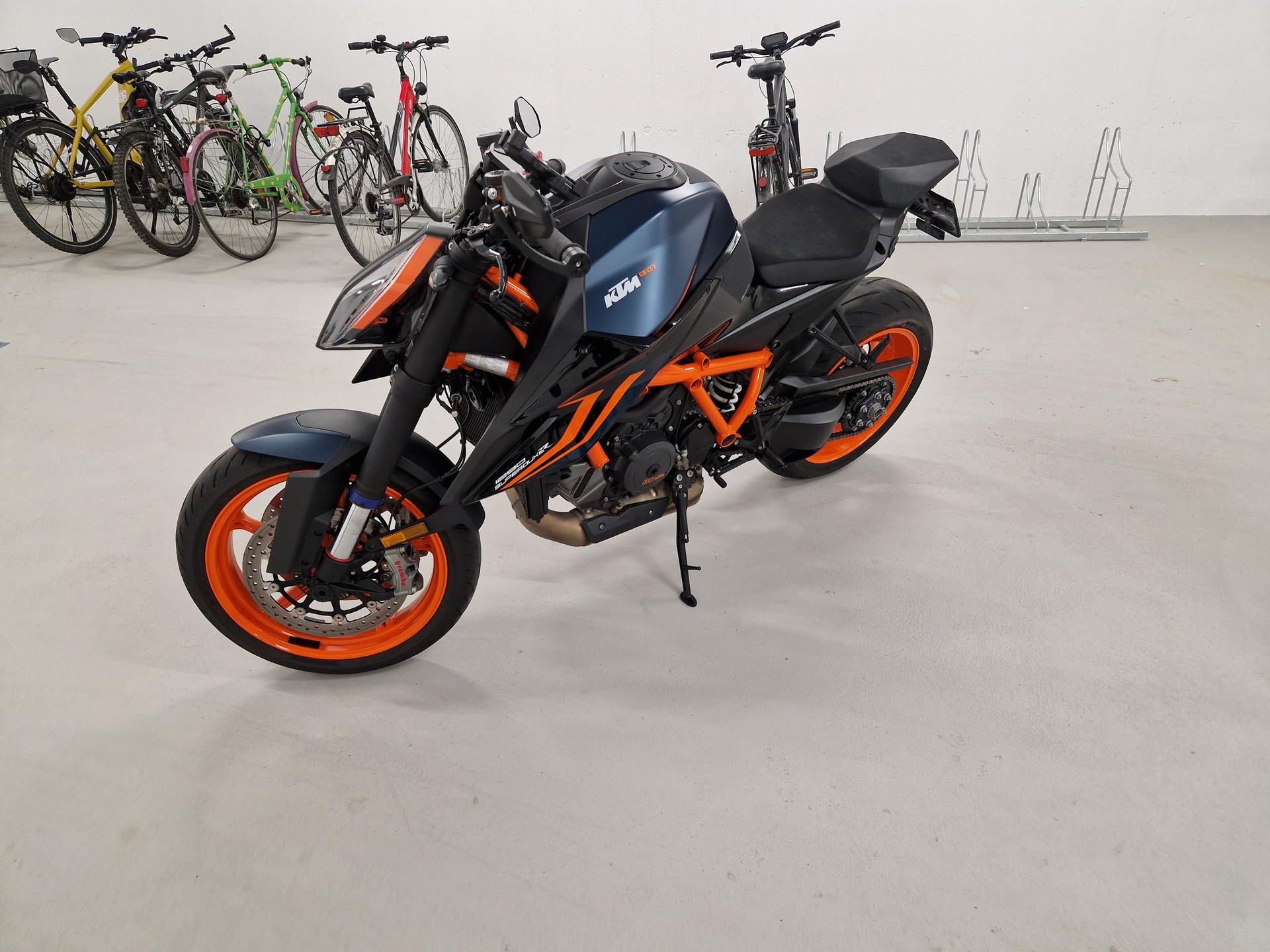 KTM 1290 Super Duke R-image-3