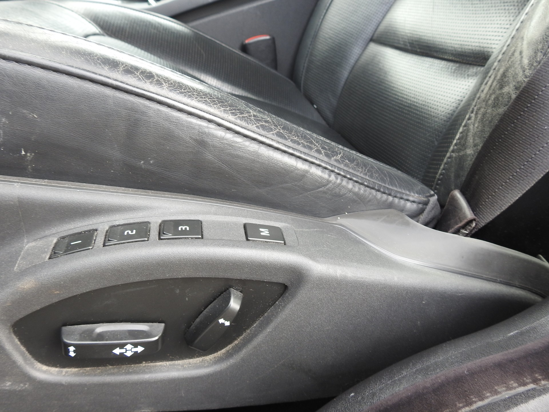VOLVO S80 3.2 AWD Executive Geartronic-image-13
