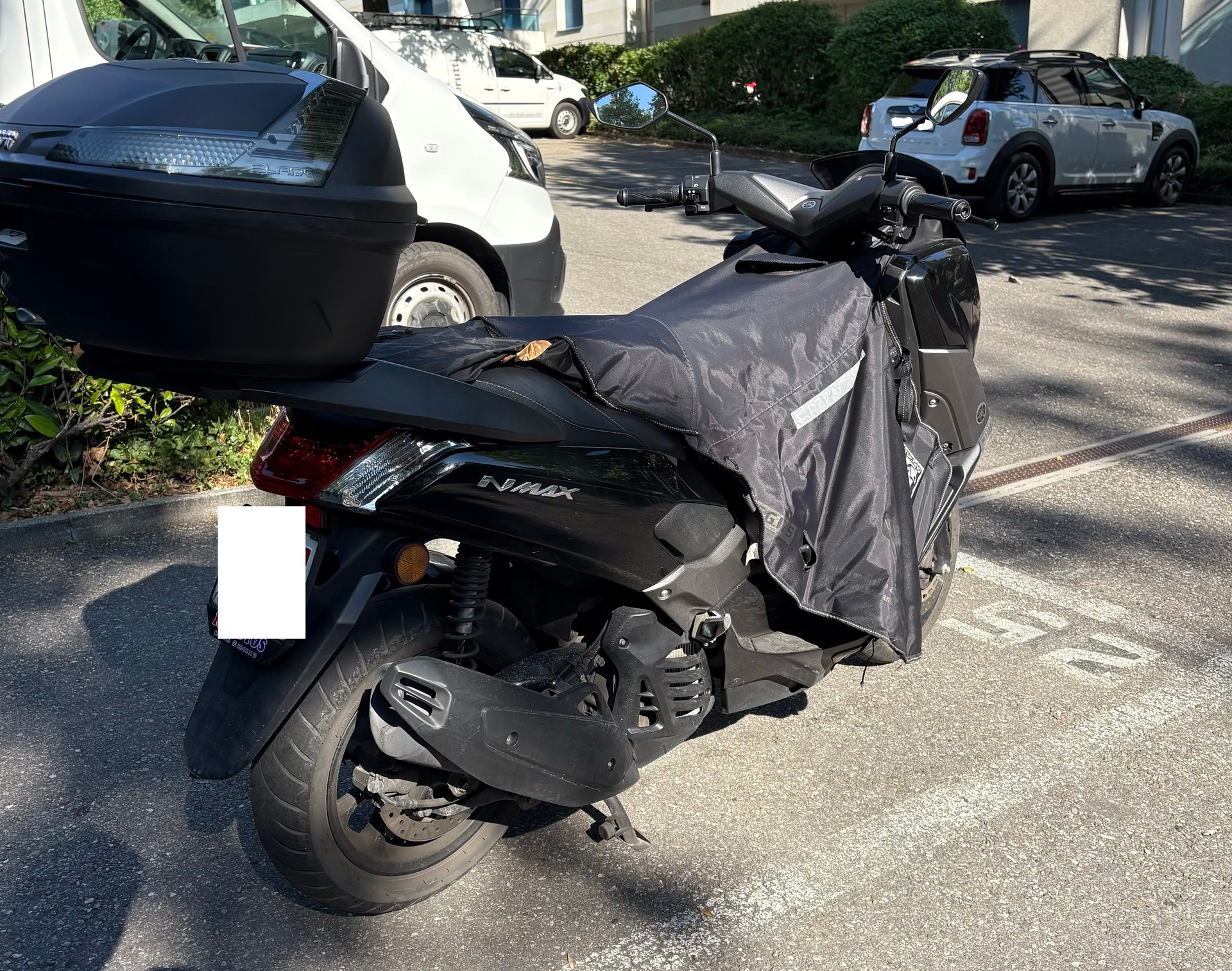 YAMAHA N-Max GPD 125A ABS-image-2