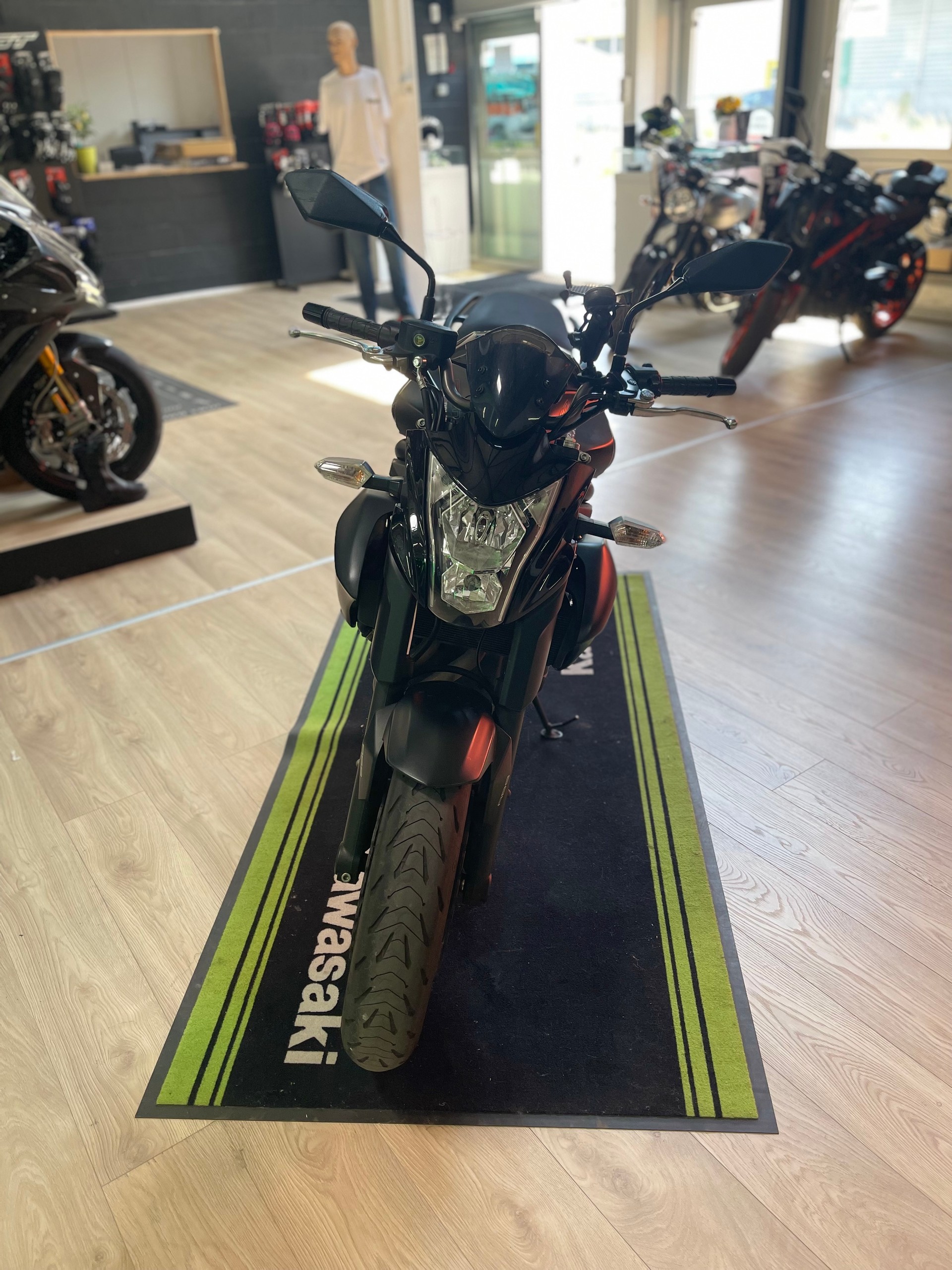 KAWASAKI ER-6 n ABS-image-2