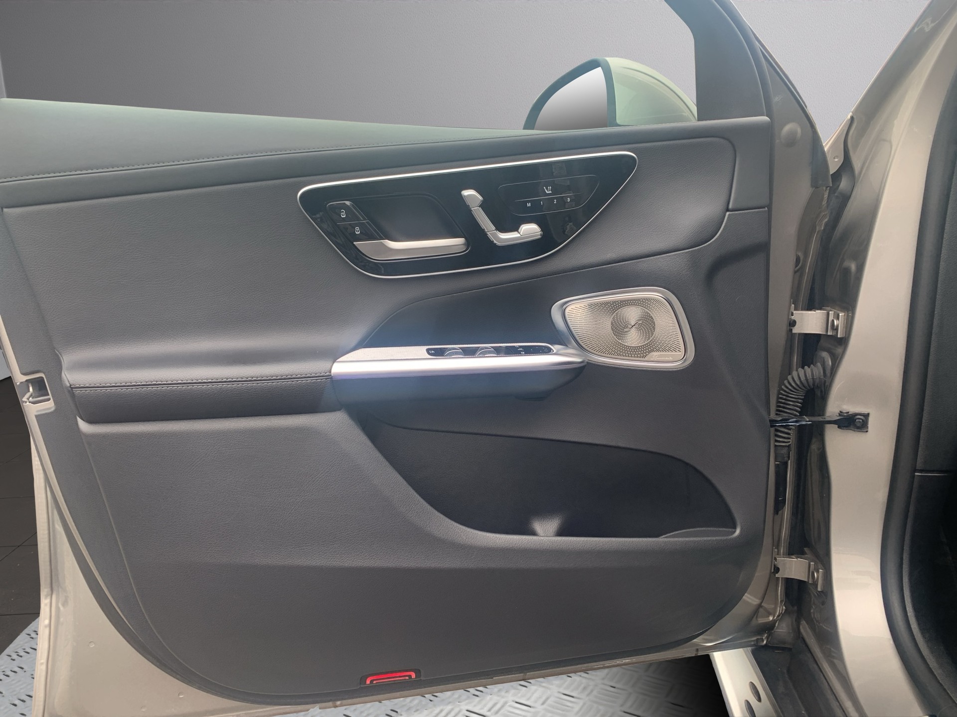 MERCEDES-BENZ GLC 200 4Matic 9G-Tronic-image-9