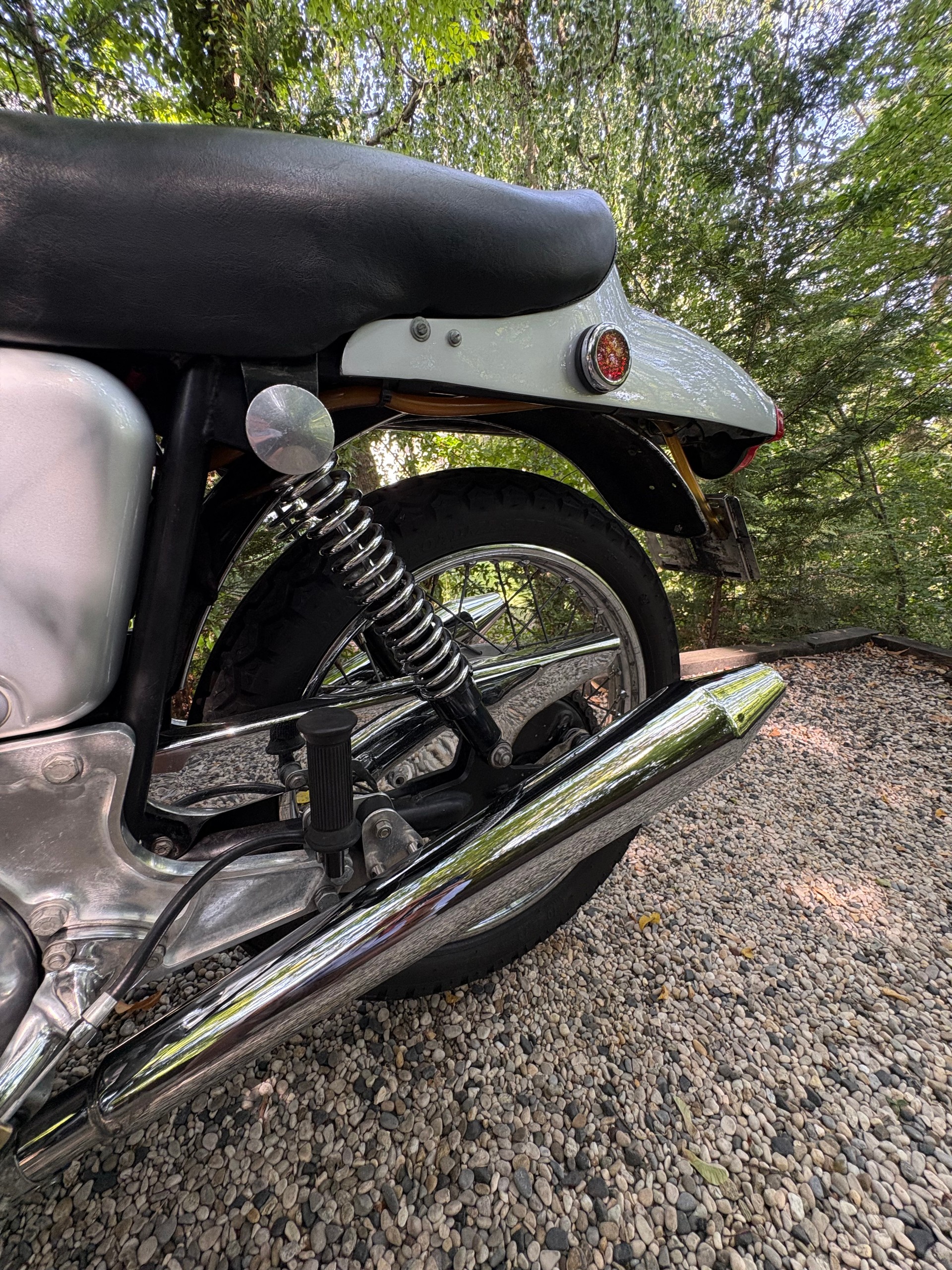 NORTON Commando 750 Fastback-image-4