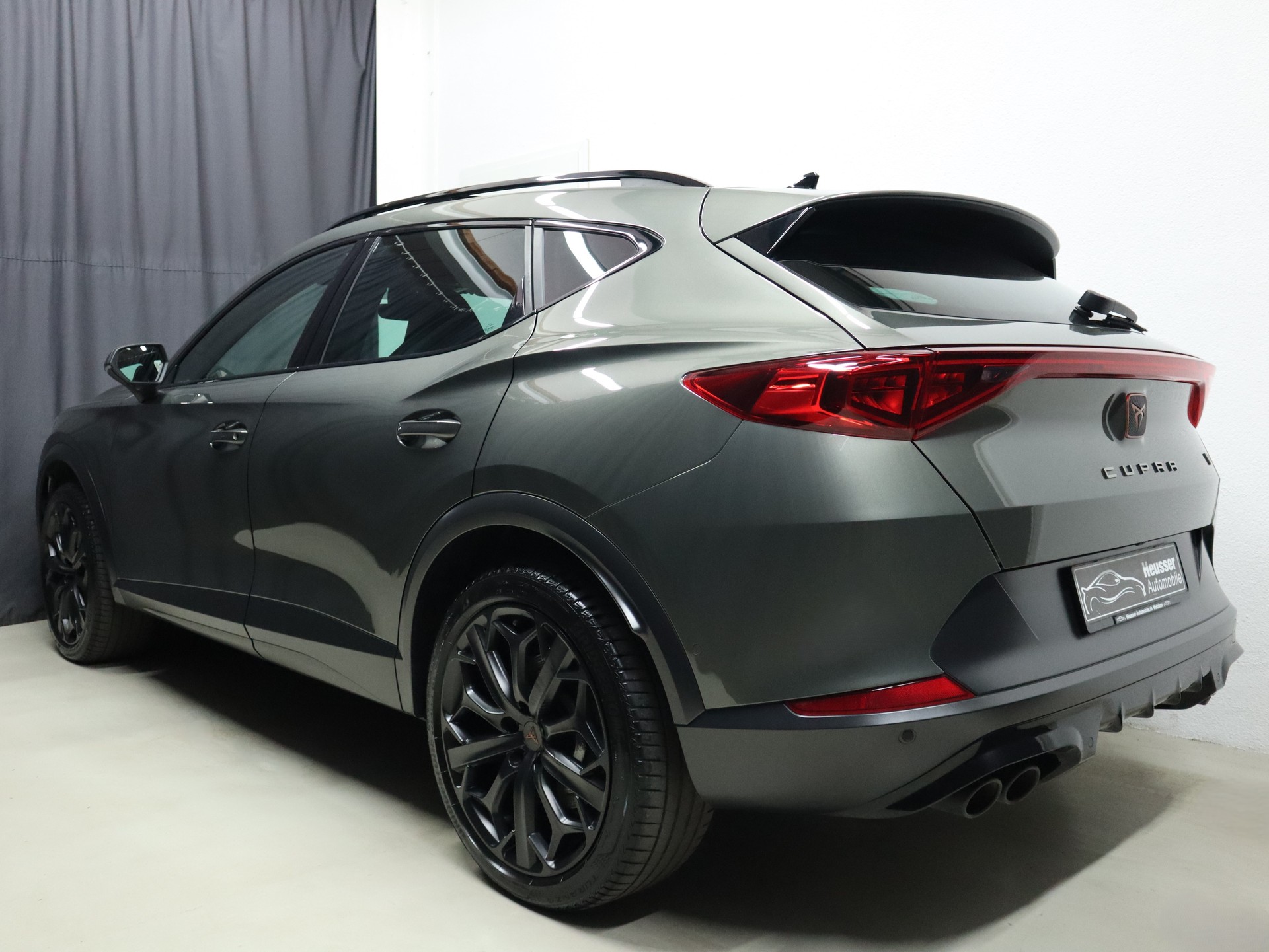 CUPRA Formentor VZ 2.0TSI 4Drive DSG - TRIBE EDITION - Panorama - Navi - Beats - Sportsitze - Sitzmemory - 360° Kamera - AHK - 310 PS-showroom-element-3