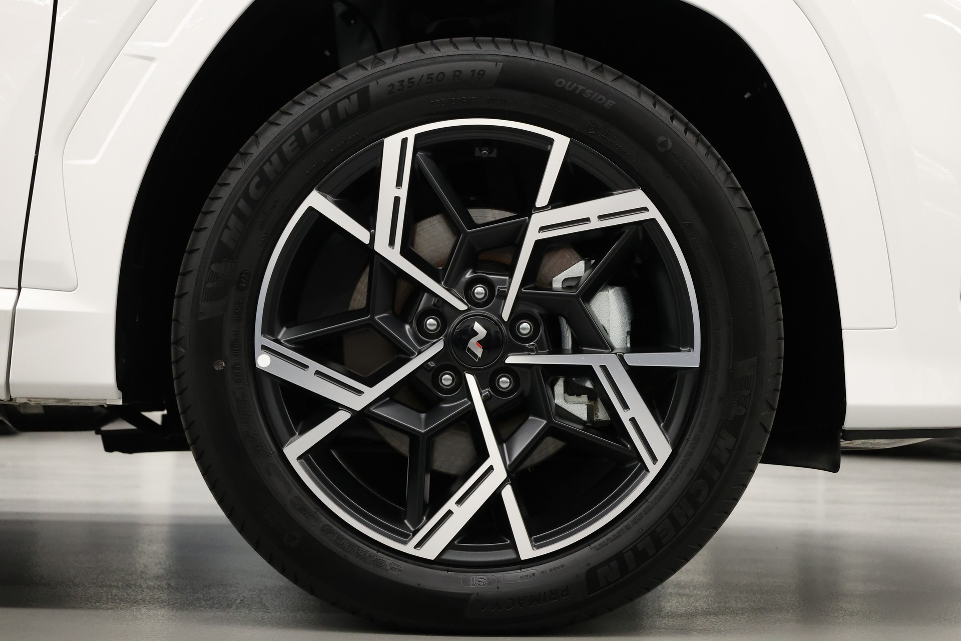 HYUNDAI Tucson 1.6 T-GDi PHEV N-Line 4WD-image-12