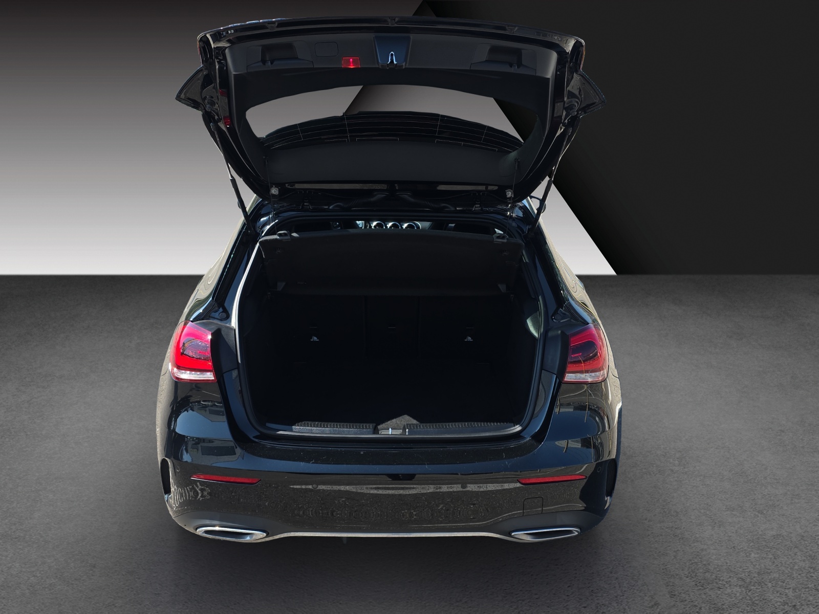 MERCEDES-BENZ A 200 AMG Line 7G-DCT-image-6