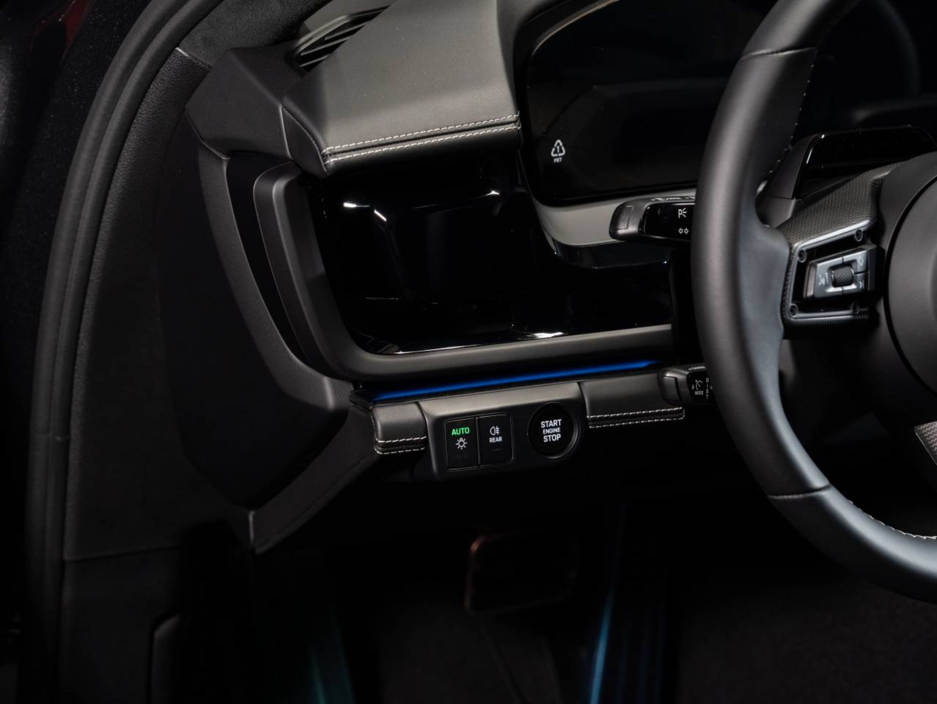 PORSCHE Panamera Turbo S E-Hybrid-image-12