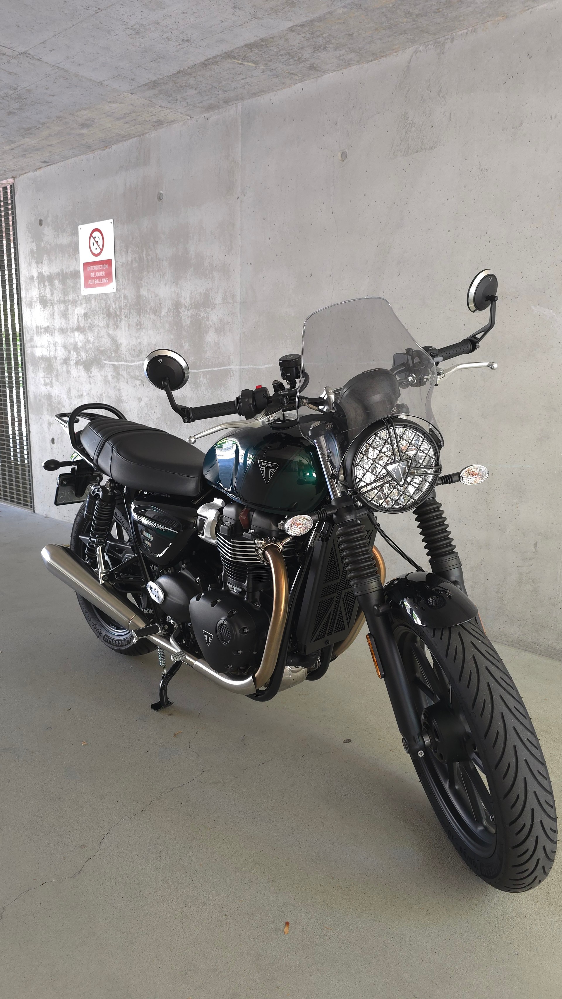 TRIUMPH Speed Twin 900-image-10