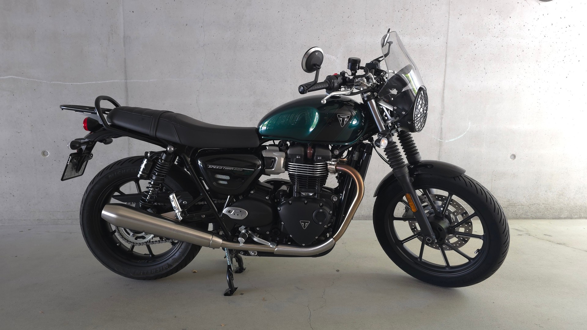 TRIUMPH Speed Twin 900-image-9