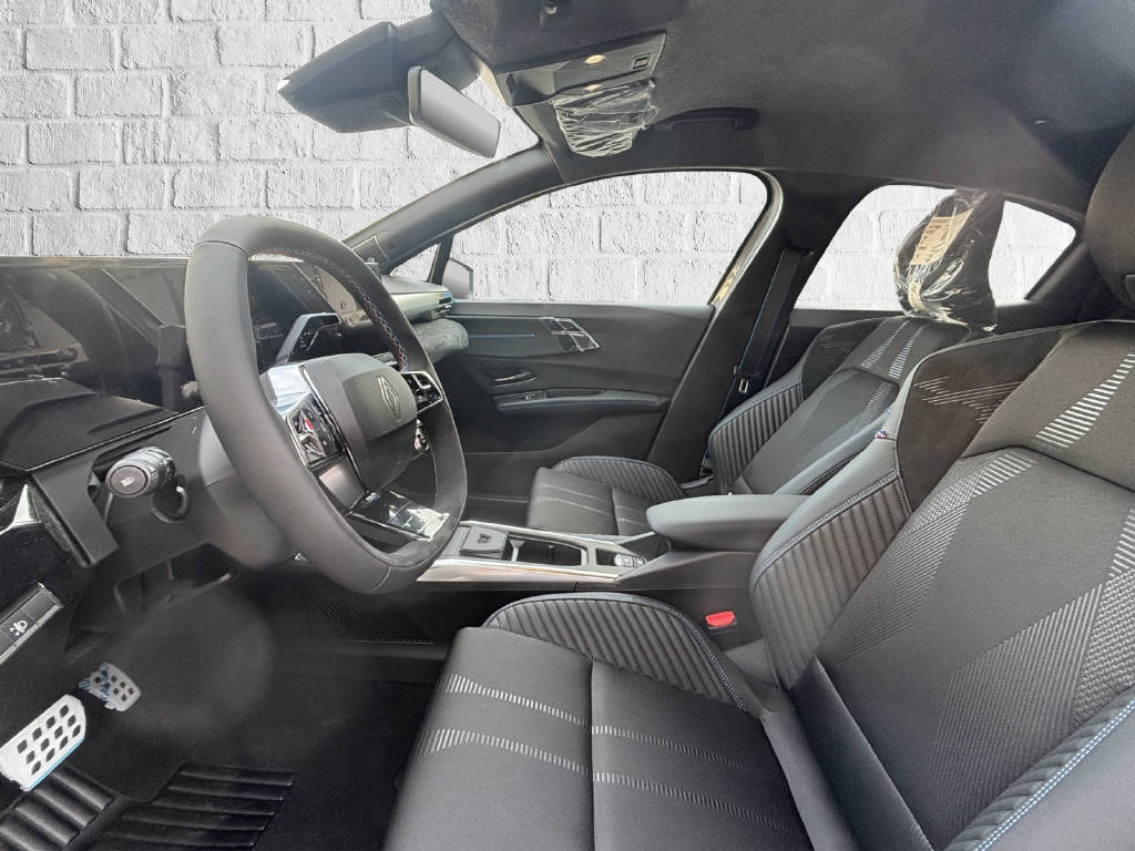 RENAULT Clio 1.8 E-Tech esprit Alpine-image-5