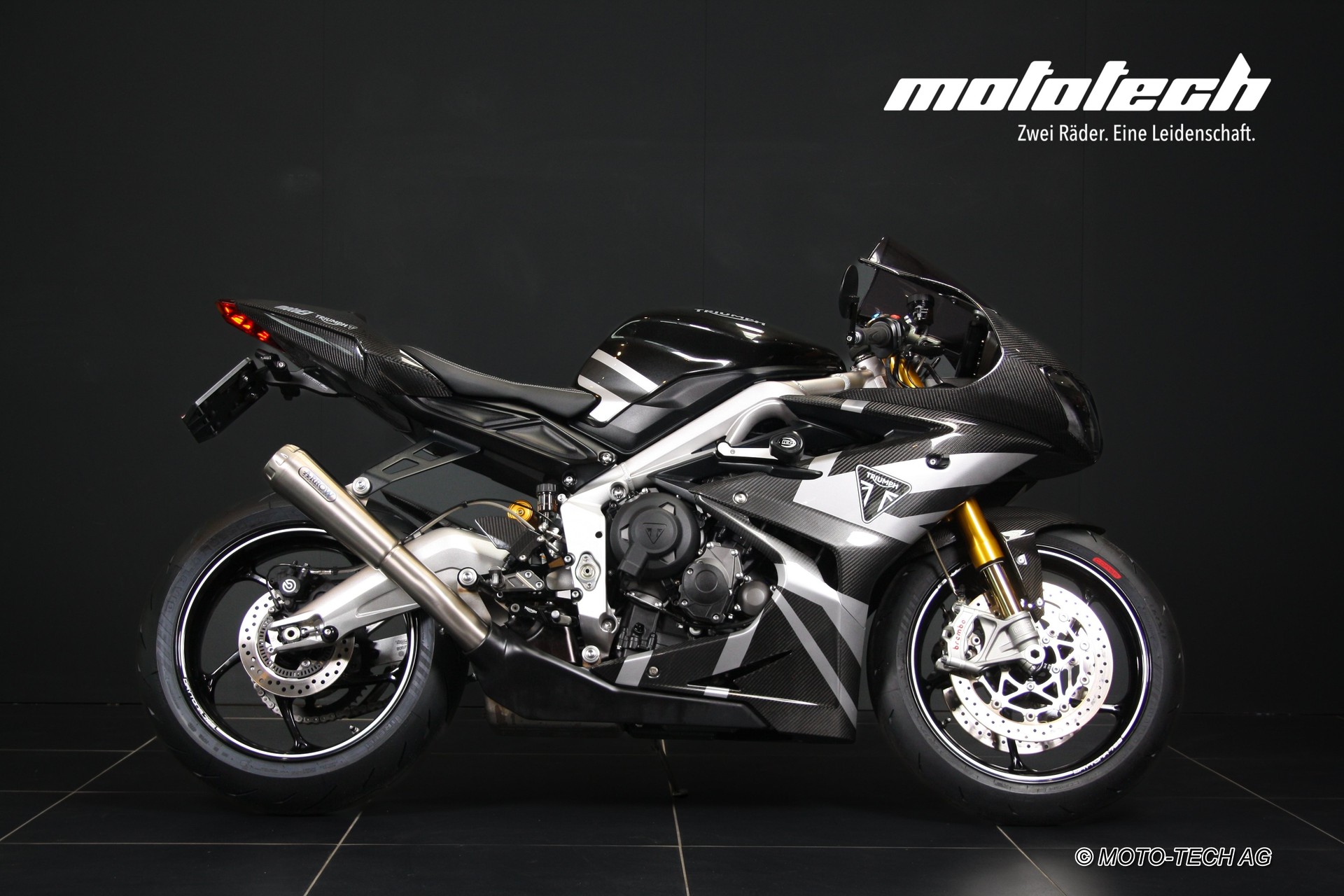 TRIUMPH Moto2TM 765-showroom-element-1