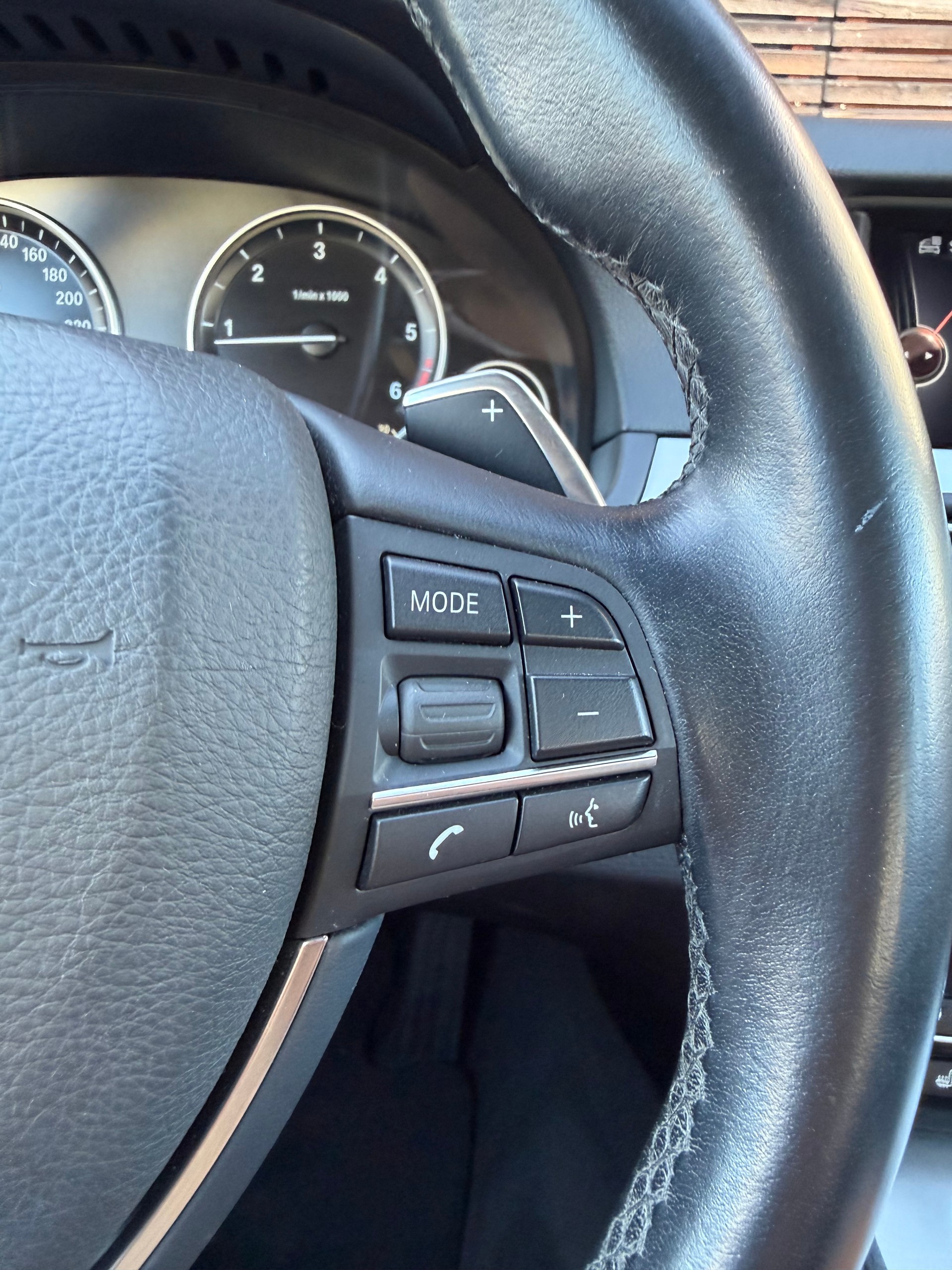 BMW 520d Touring xDrive Steptronic-image-9