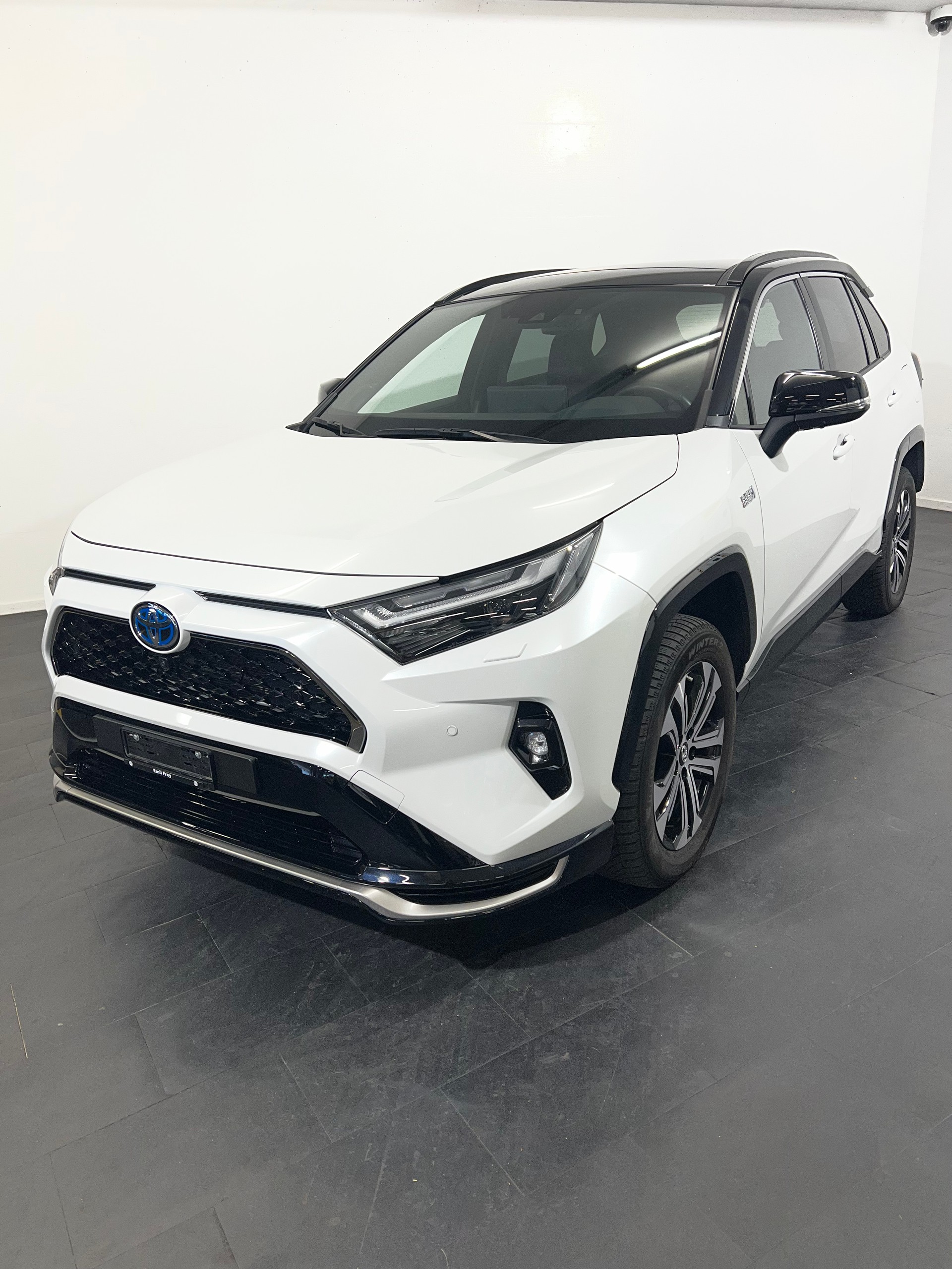 TOYOTA 2.5 Plug-In-Hybrid Platinum