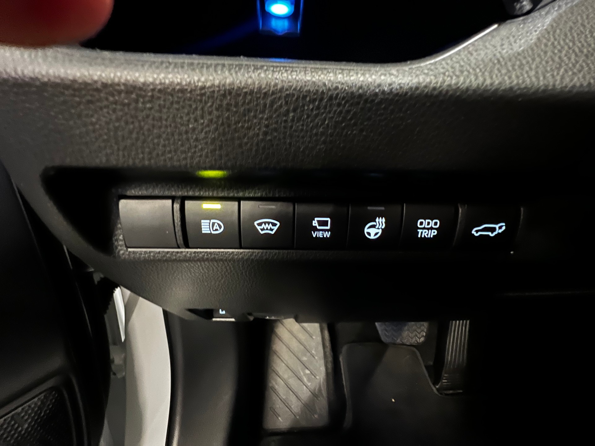 TOYOTA 2.5 Plug-In-Hybrid Platinum-image-11
