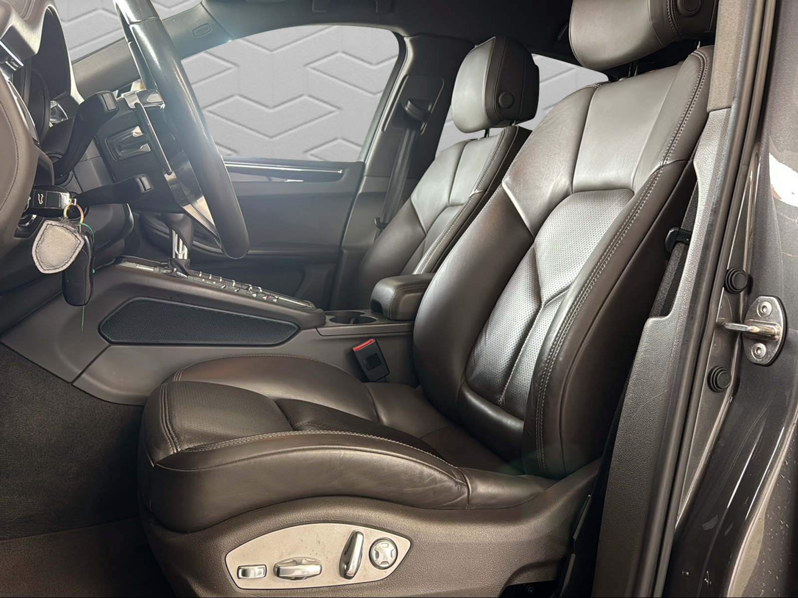 PORSCHE Macan S Diesel PDK-image-10
