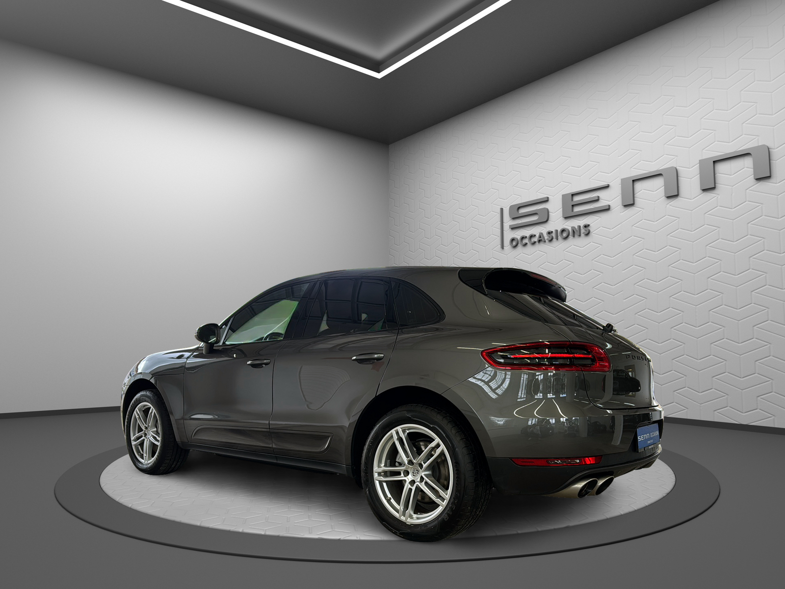 PORSCHE Macan S Diesel PDK-showroom-element-3