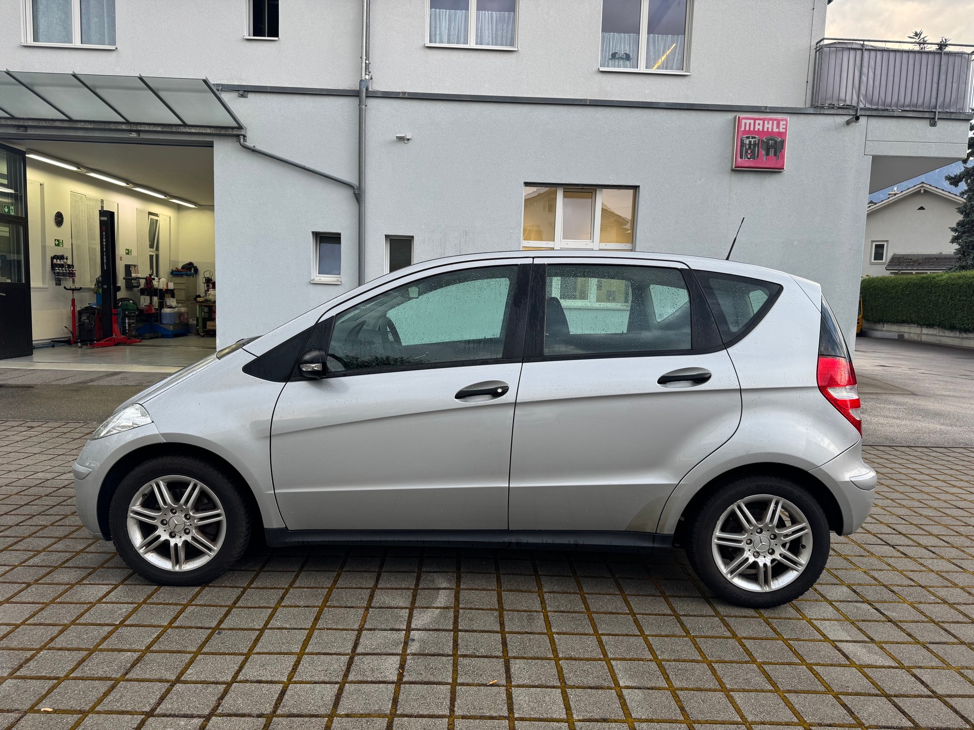 MERCEDES-BENZ A 150 Elégance PolarStar-showroom-element-1