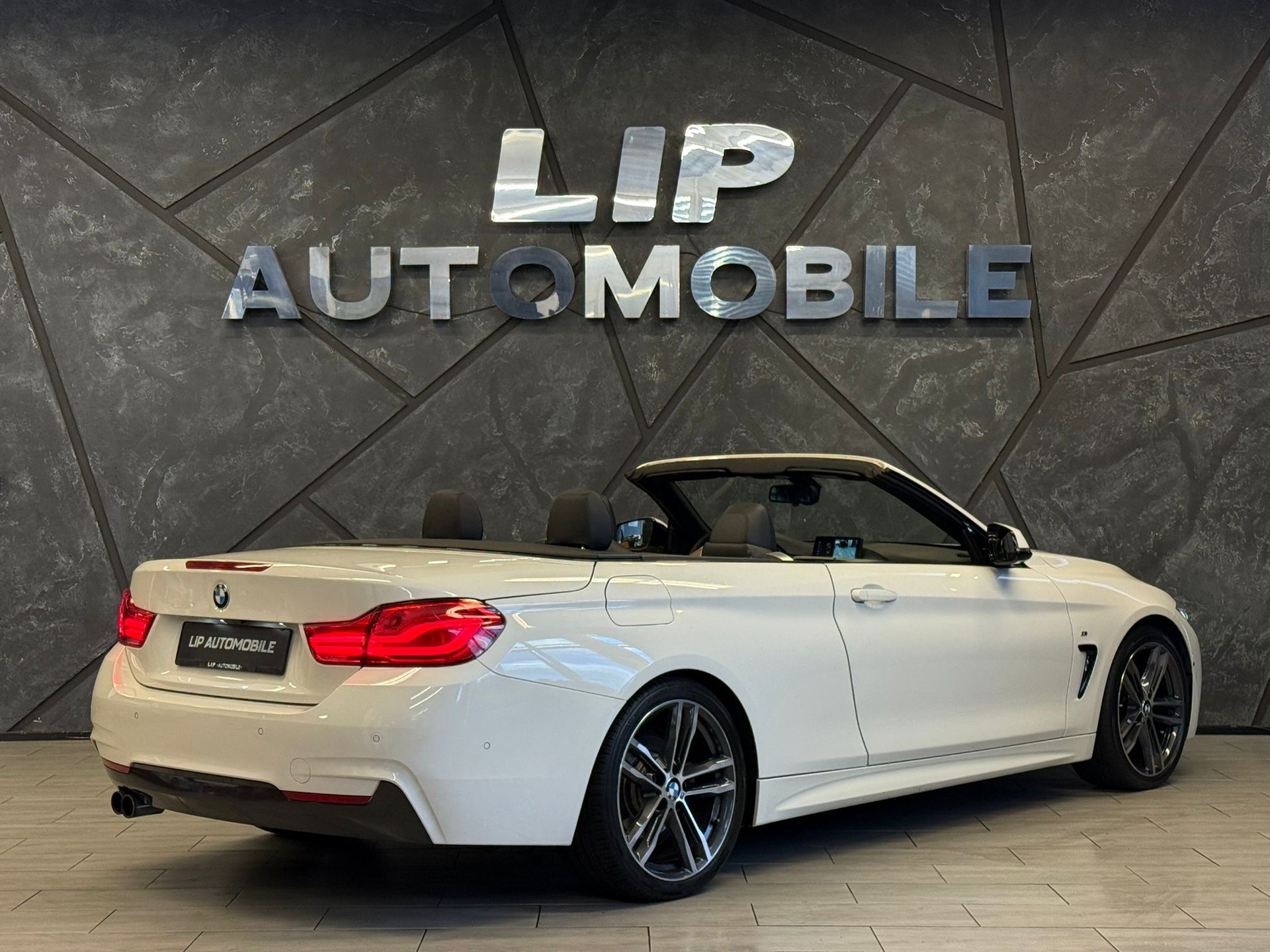BMW 420i Cabriolet M Sport Steptronic-image-5