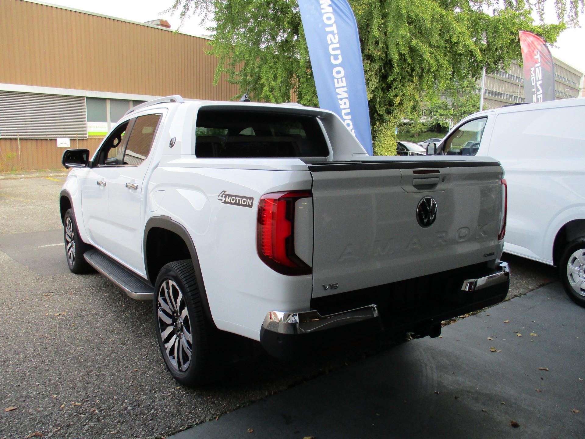 VW Amarok Aventura-image-2