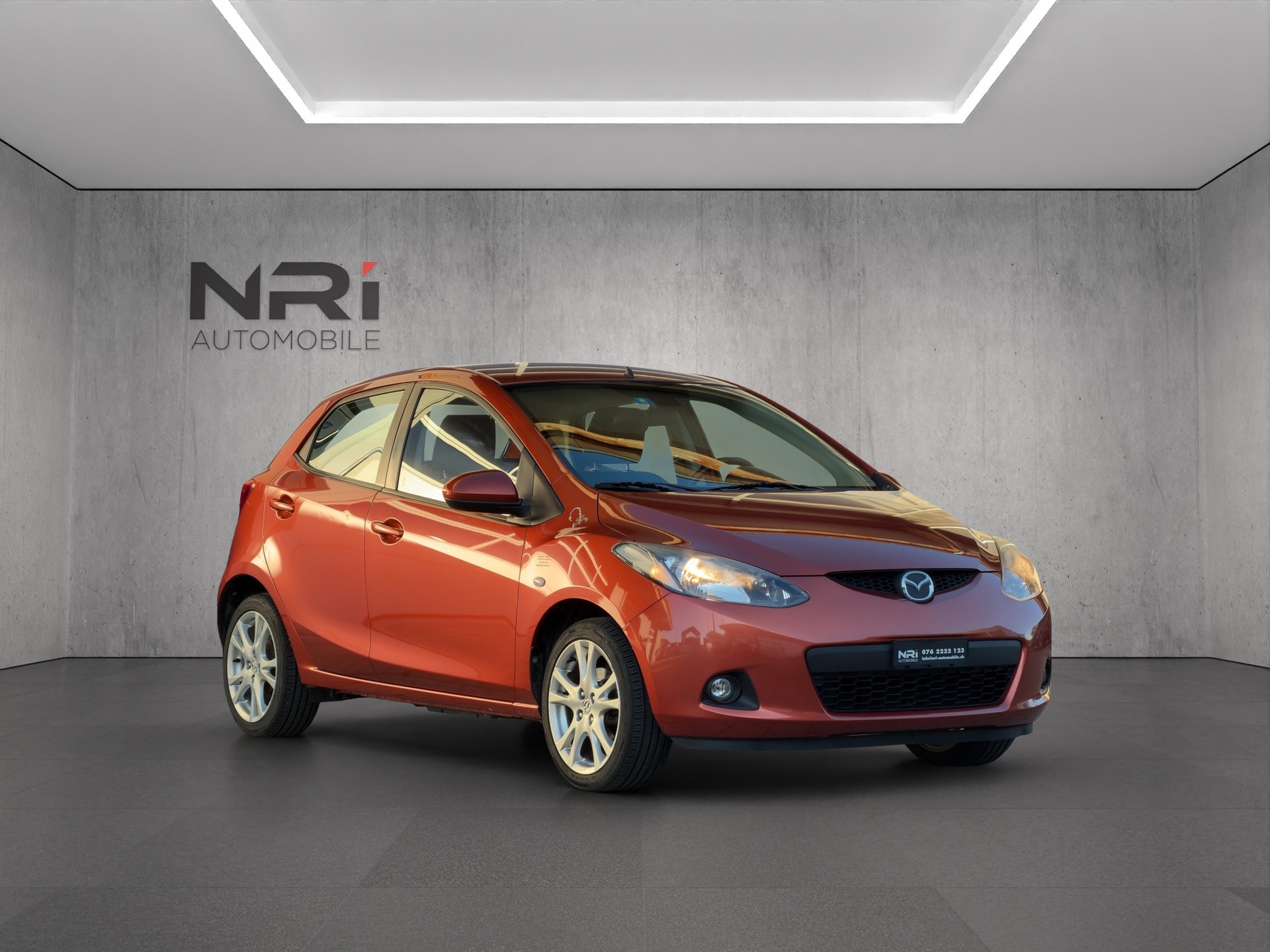 MAZDA 2 1.3i 16V Exclusive-showroom-element-2
