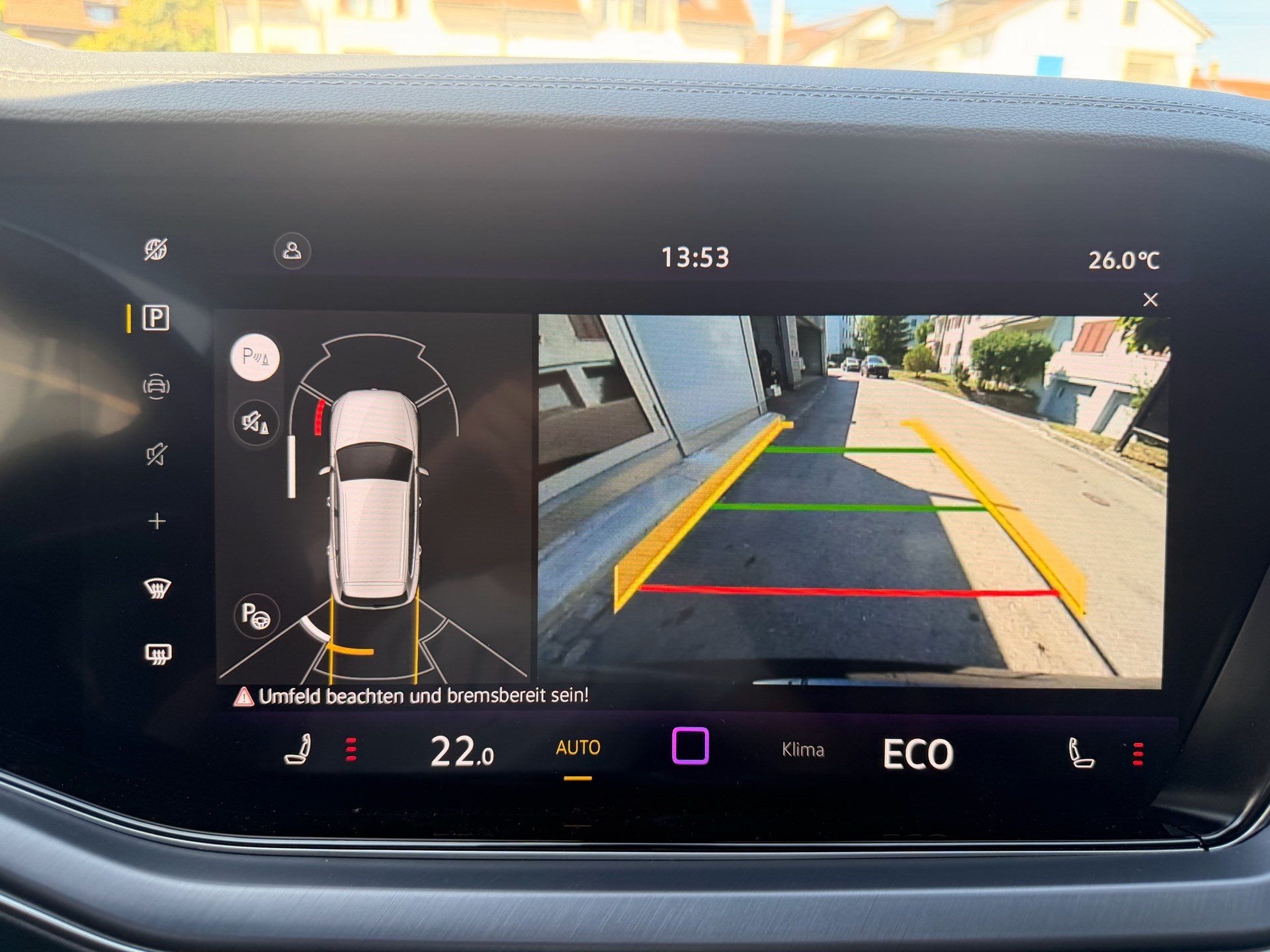 VW Touareg R 3.0 TSI eHYBRID 462 PS 4MOTION-image-15
