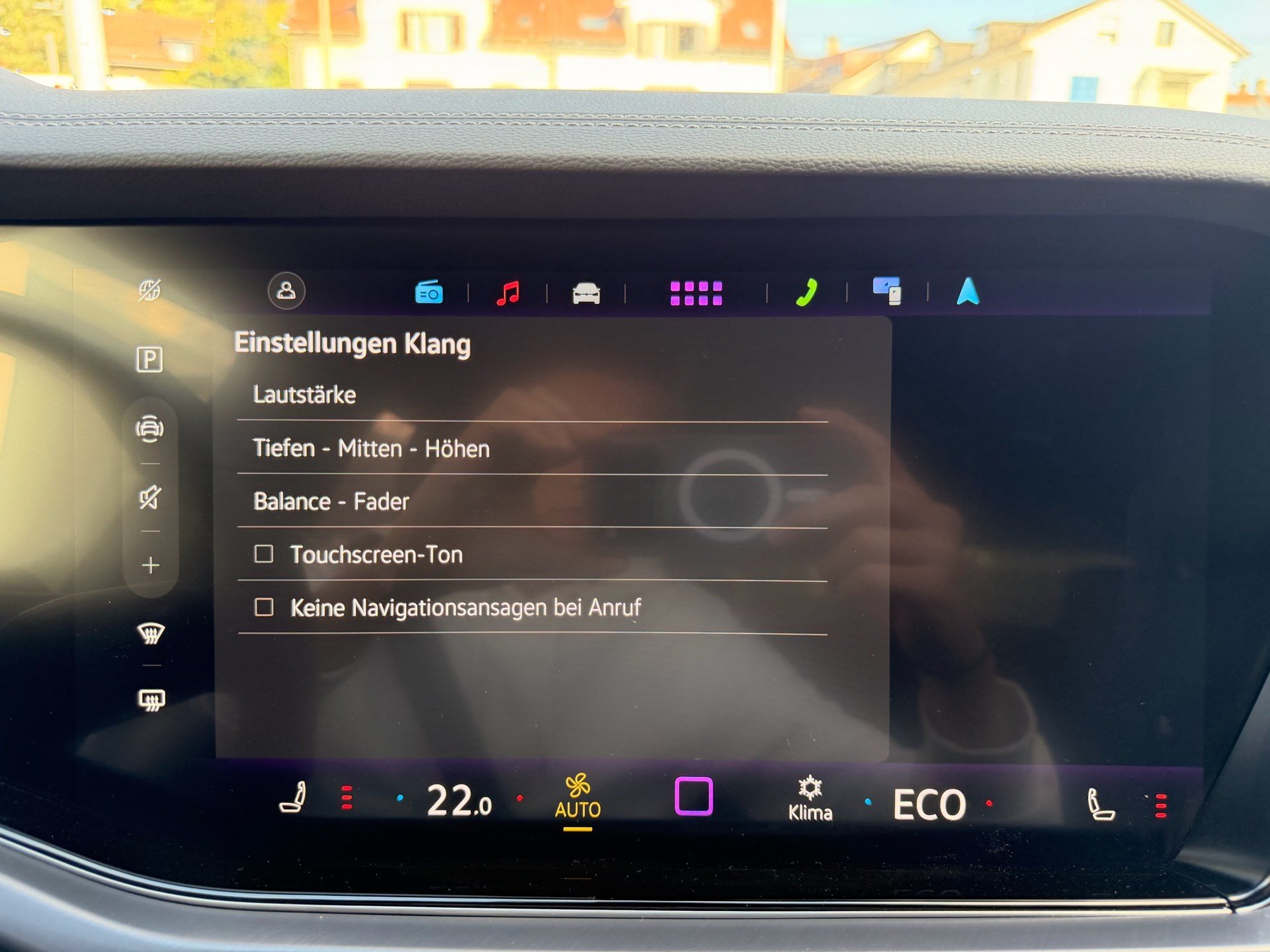 VW Touareg R 3.0 TSI eHYBRID 462 PS 4MOTION-image-18