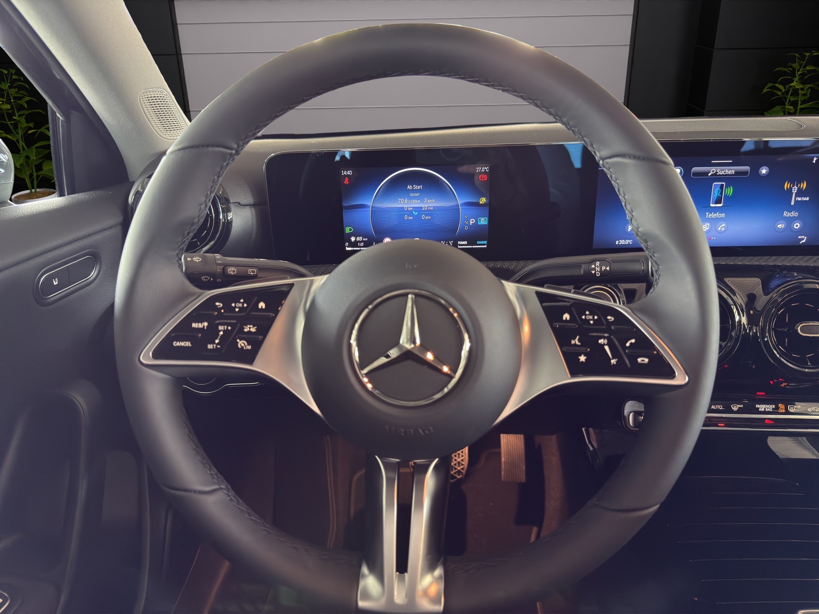 MERCEDES-BENZ A 220 4Matic 8G-DCT-image-11