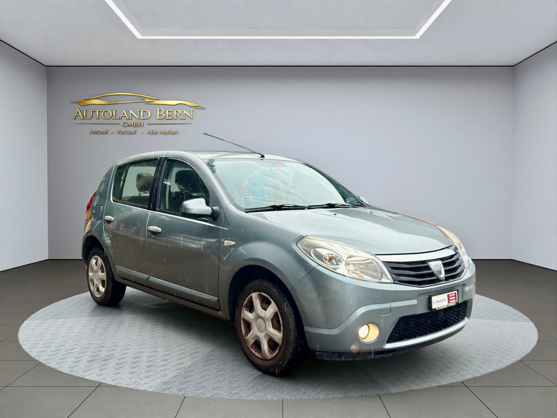 DACIA Sandero 1.6 Lauréate mit Klimaanlage-showroom-element-1