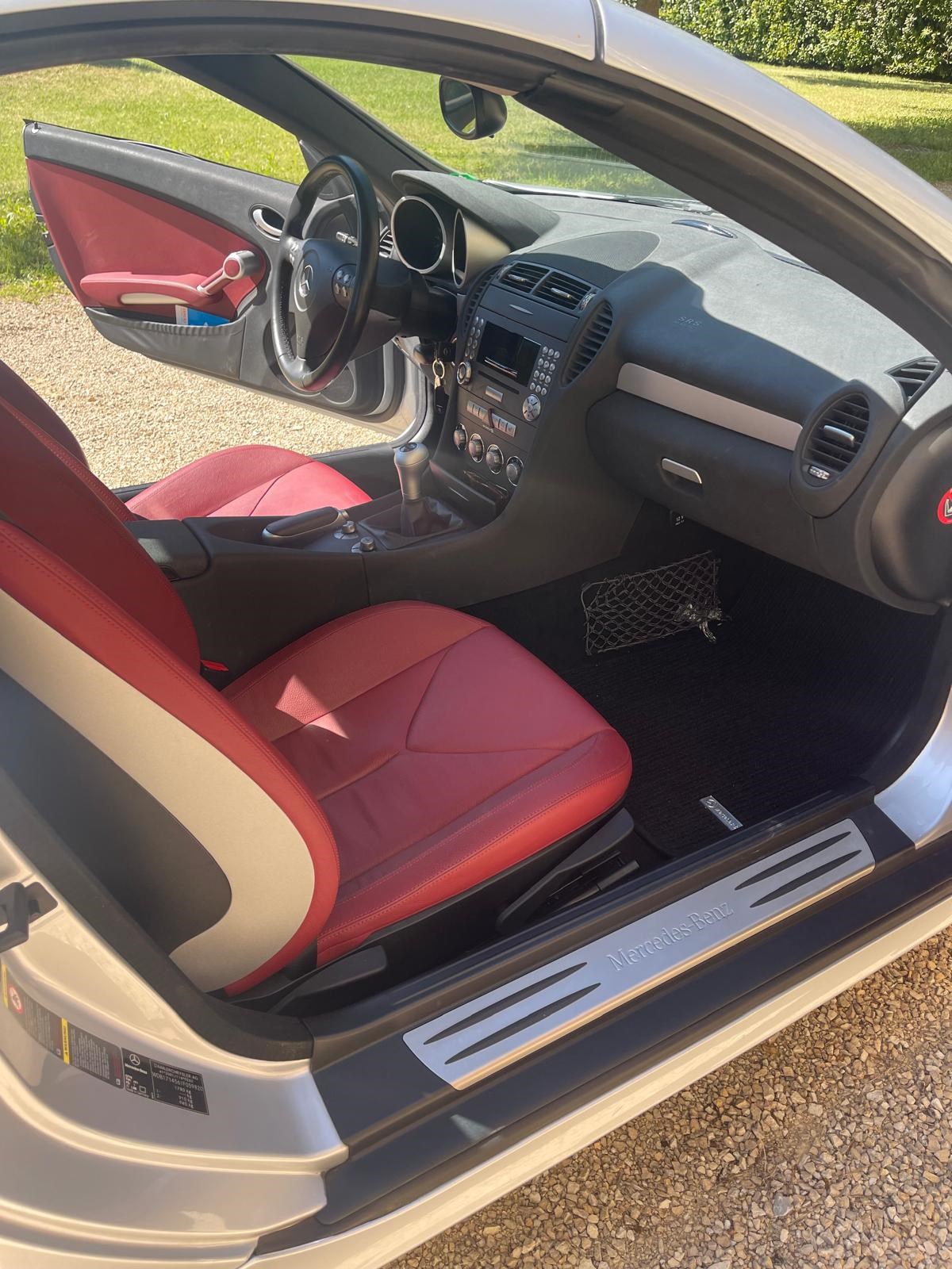 MERCEDES-BENZ SLK 350-image-11