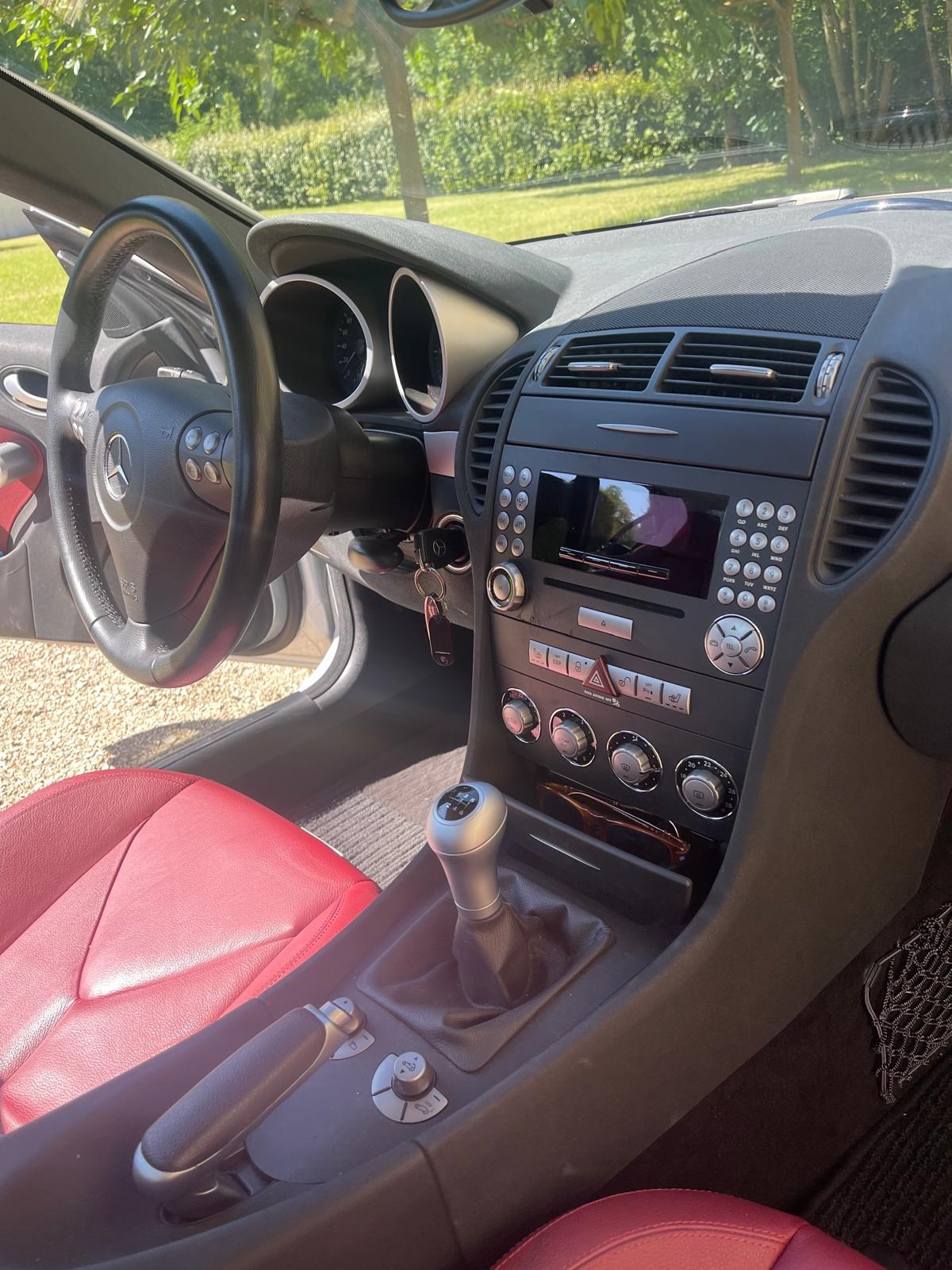 MERCEDES-BENZ SLK 350-image-13