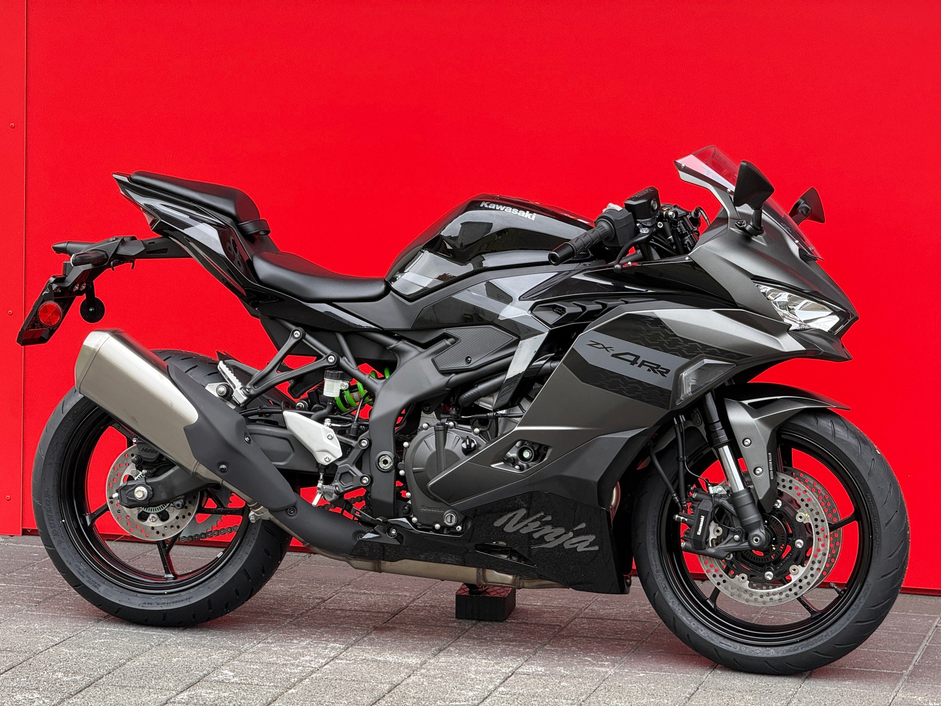 KAWASAKI Ninja ZX-4RR MY26-image-3