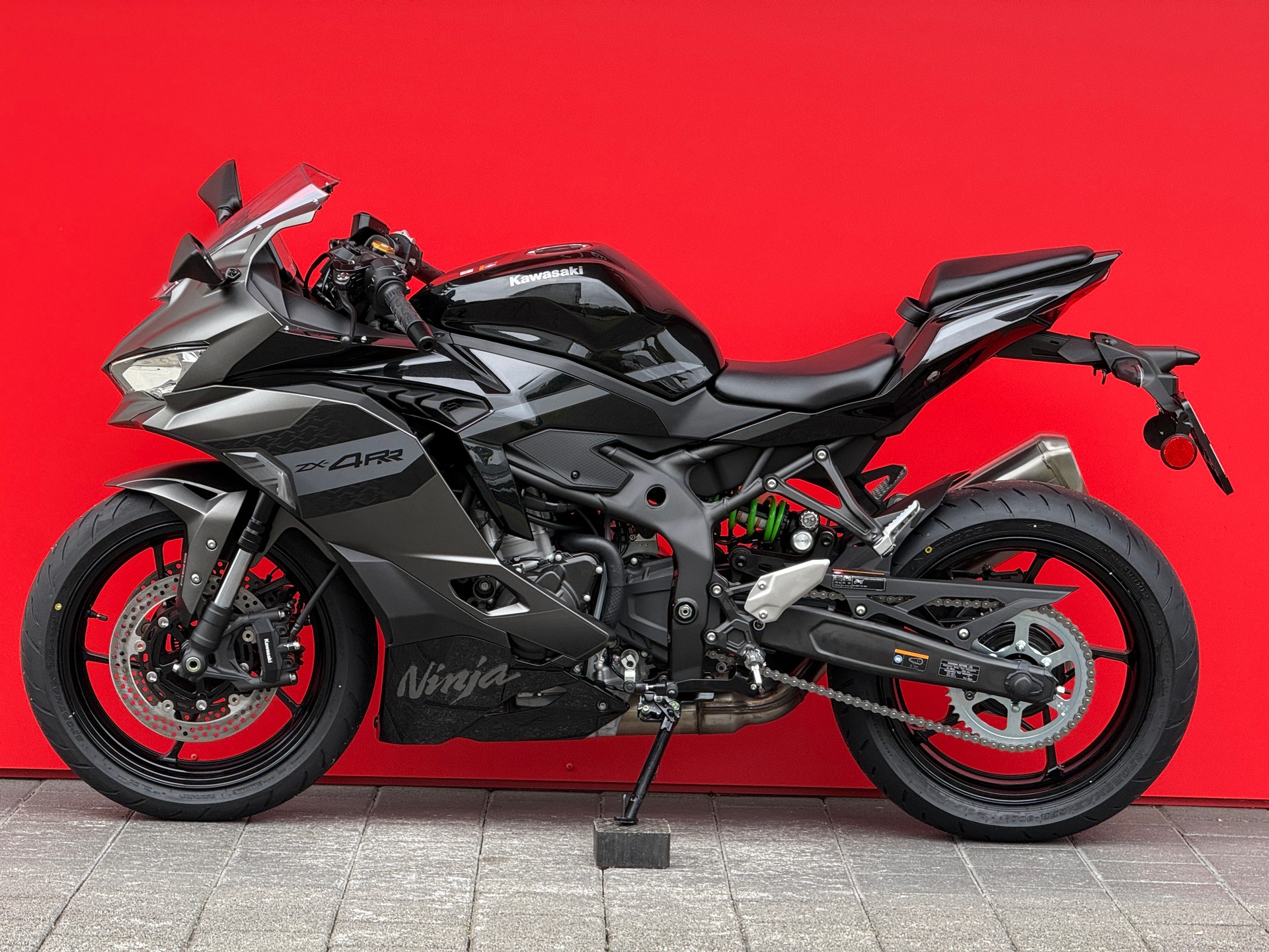 KAWASAKI Ninja ZX-4RR MY26-image-11