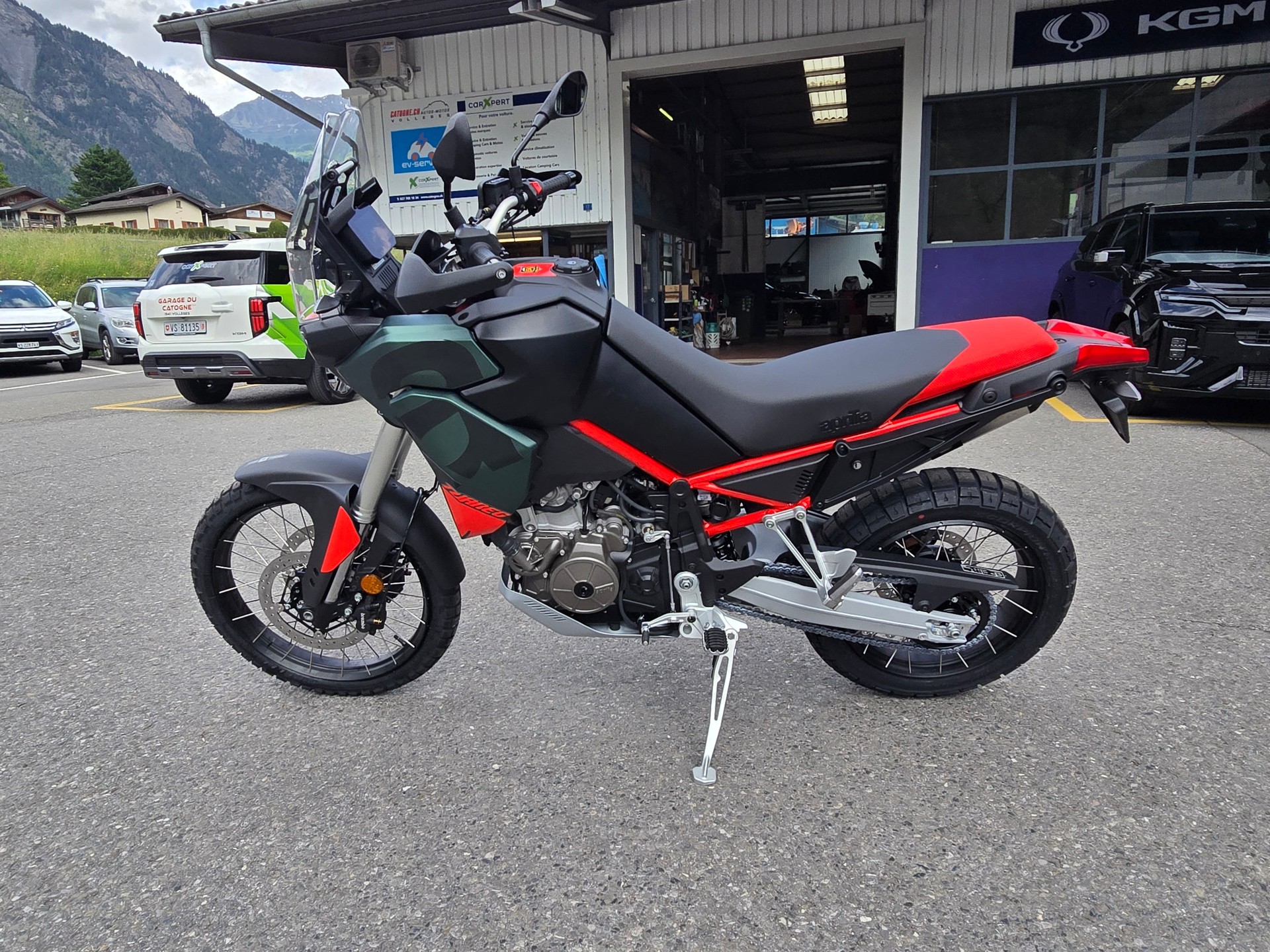 APRILIA Tuareg 660 Verde-image-11