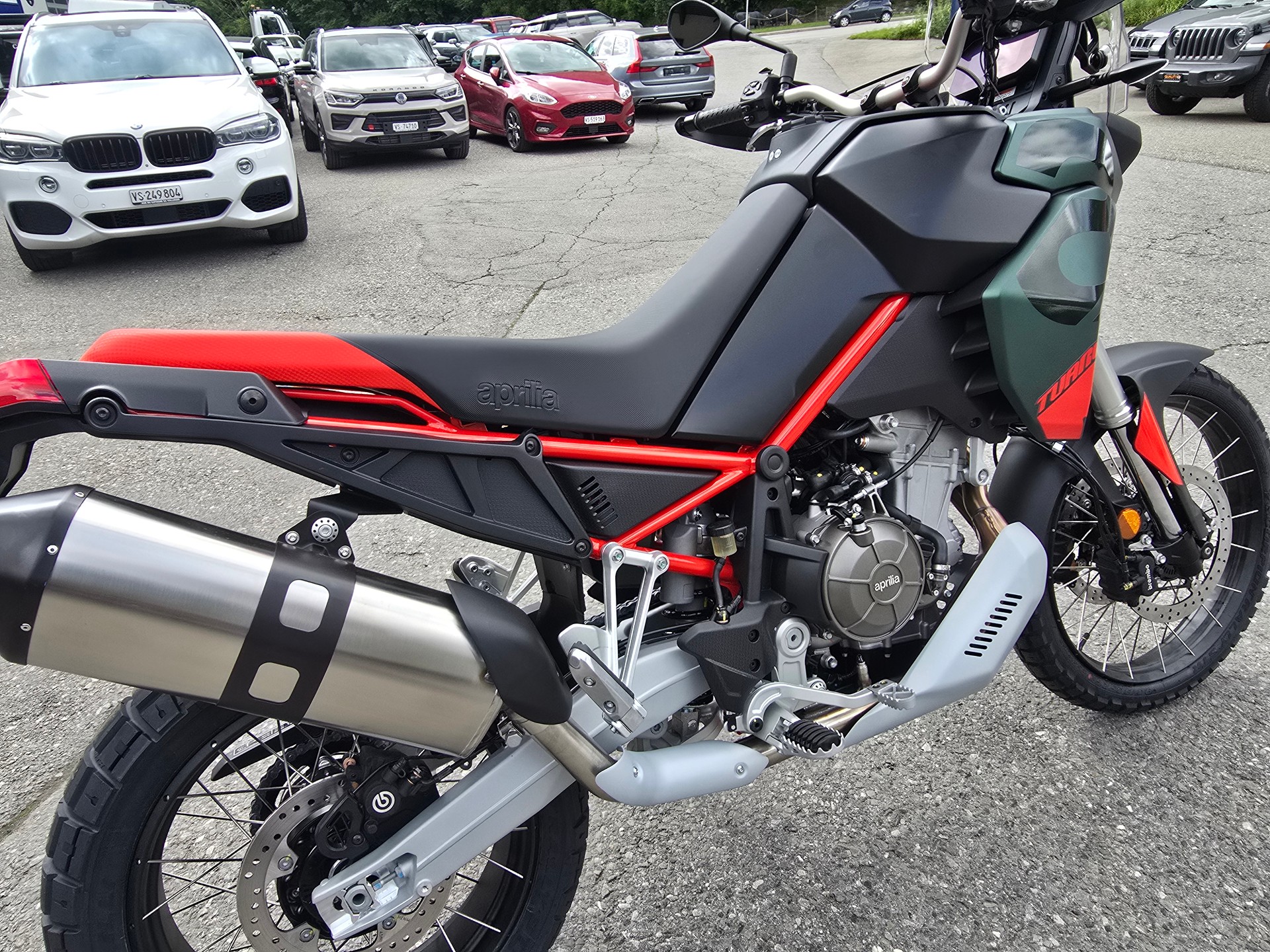 APRILIA Tuareg 660 Verde-image-4