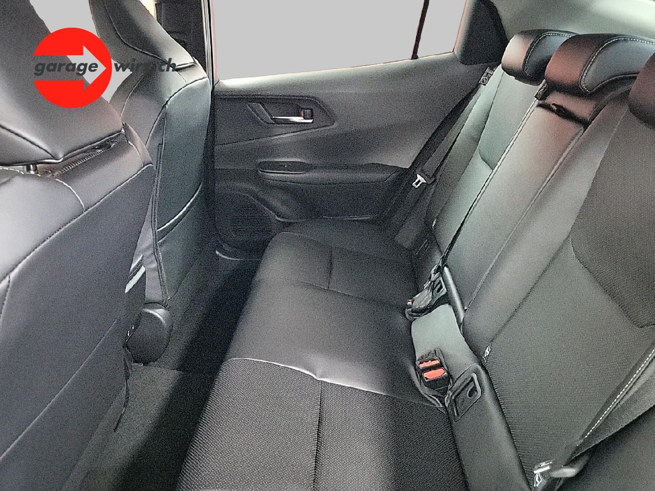 TOYOTA Prius 2.0 Plug-In-Hybrid Premium-image-8