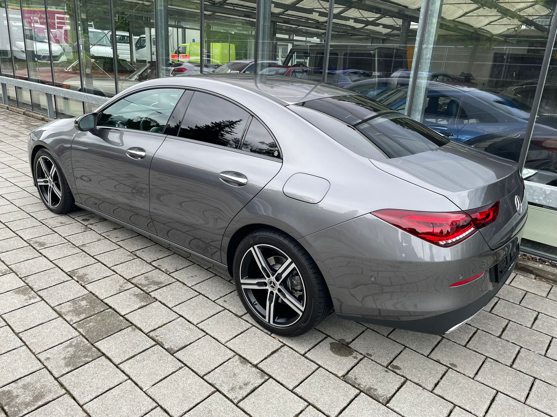 MERCEDES-BENZ CLA 200 Progressive 7G-DCT-showroom-element-3