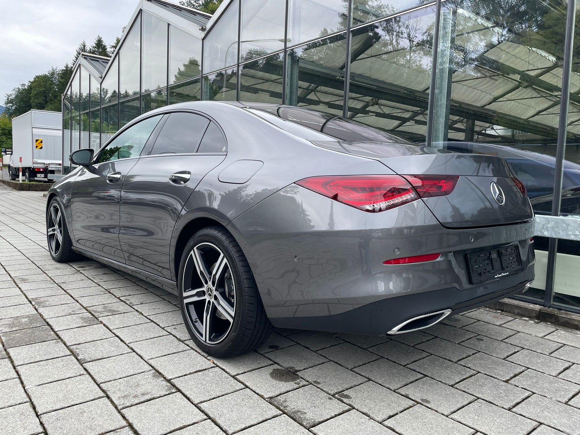 MERCEDES-BENZ CLA 200 Progressive 7G-DCT-image-4