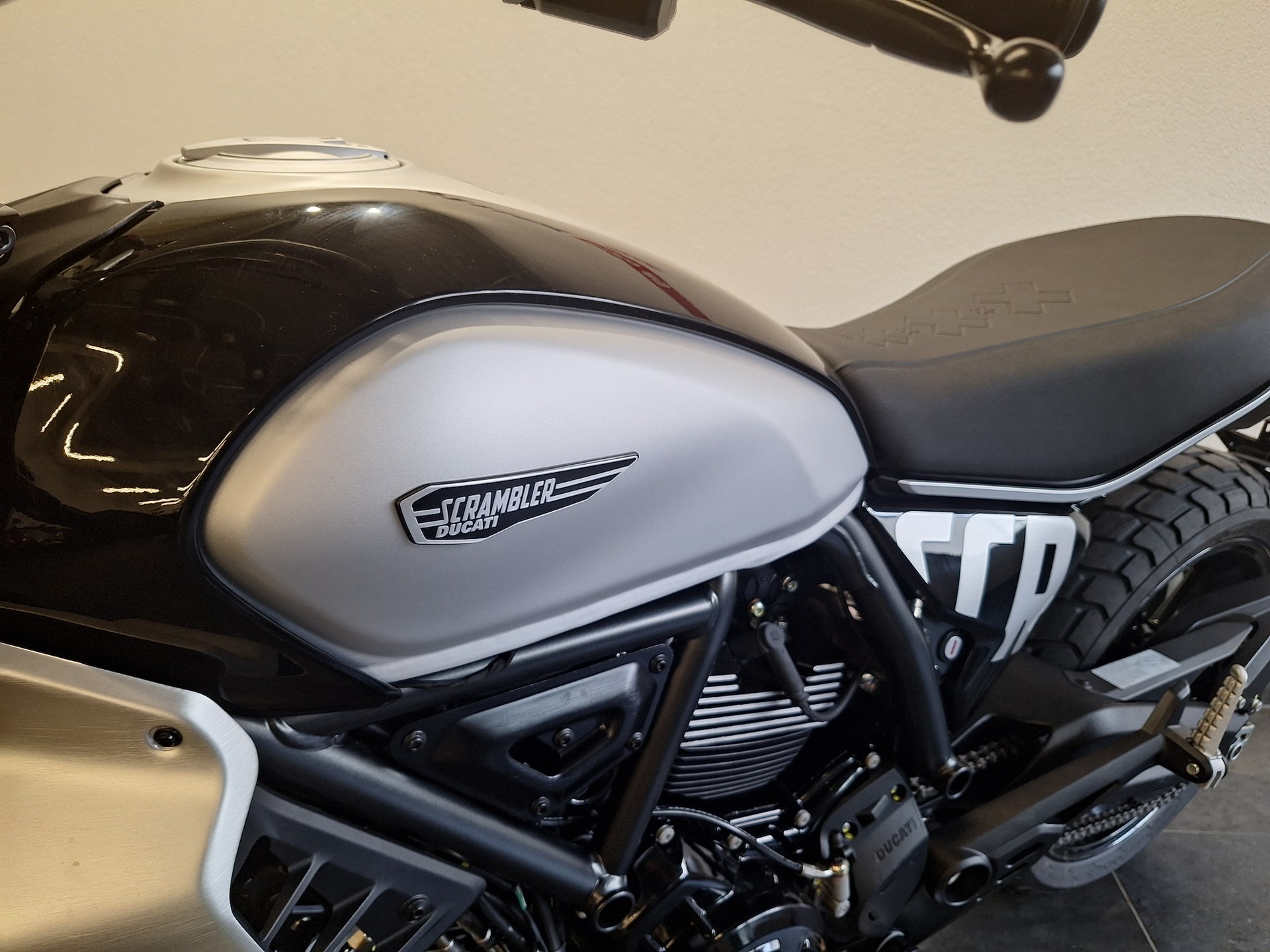 DUCATI Scrambler 35 kW Icon-image-5