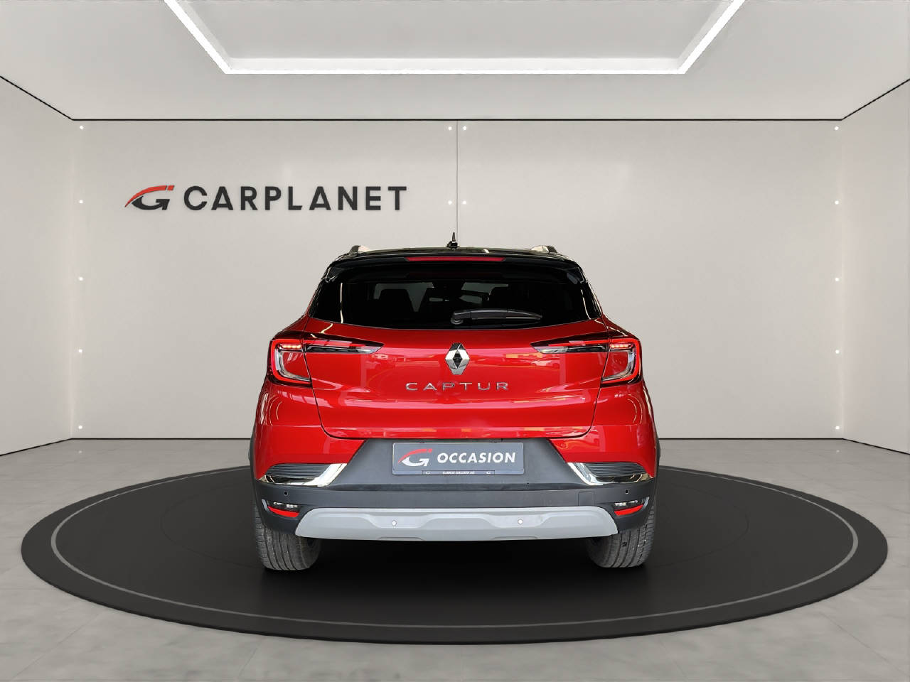 RENAULT Captur 1.3 TCe 140 Initiale EDC-showroom-element-3